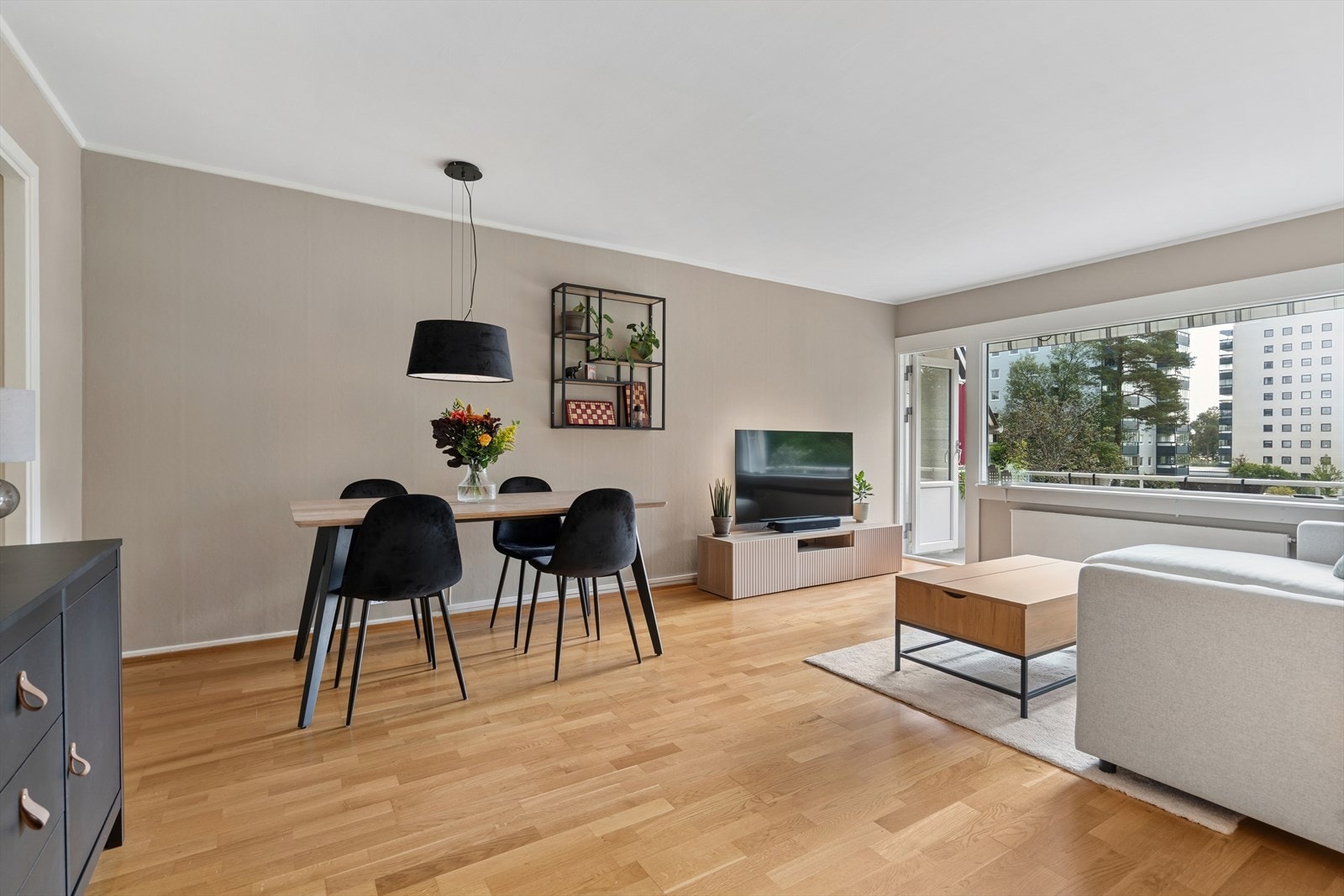 Leiligheten er 64 kvm stor og har en veldig fin planløsning. Galleribilde