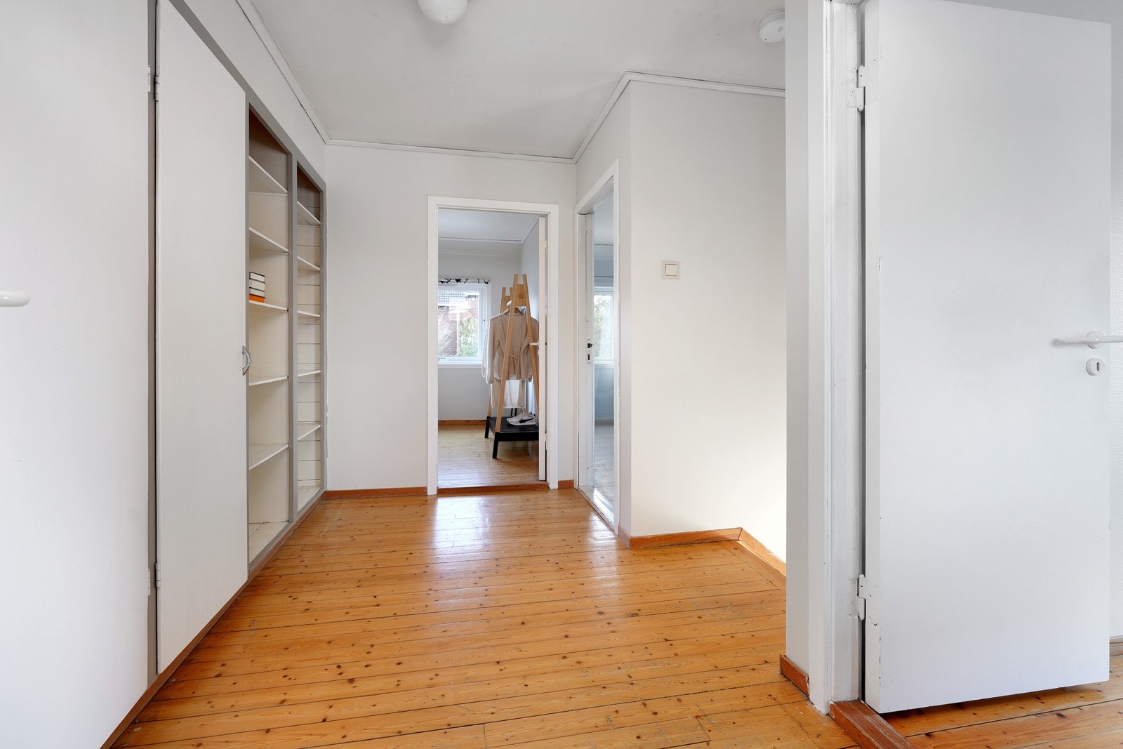 Gang i 2. etasje Galleribilde