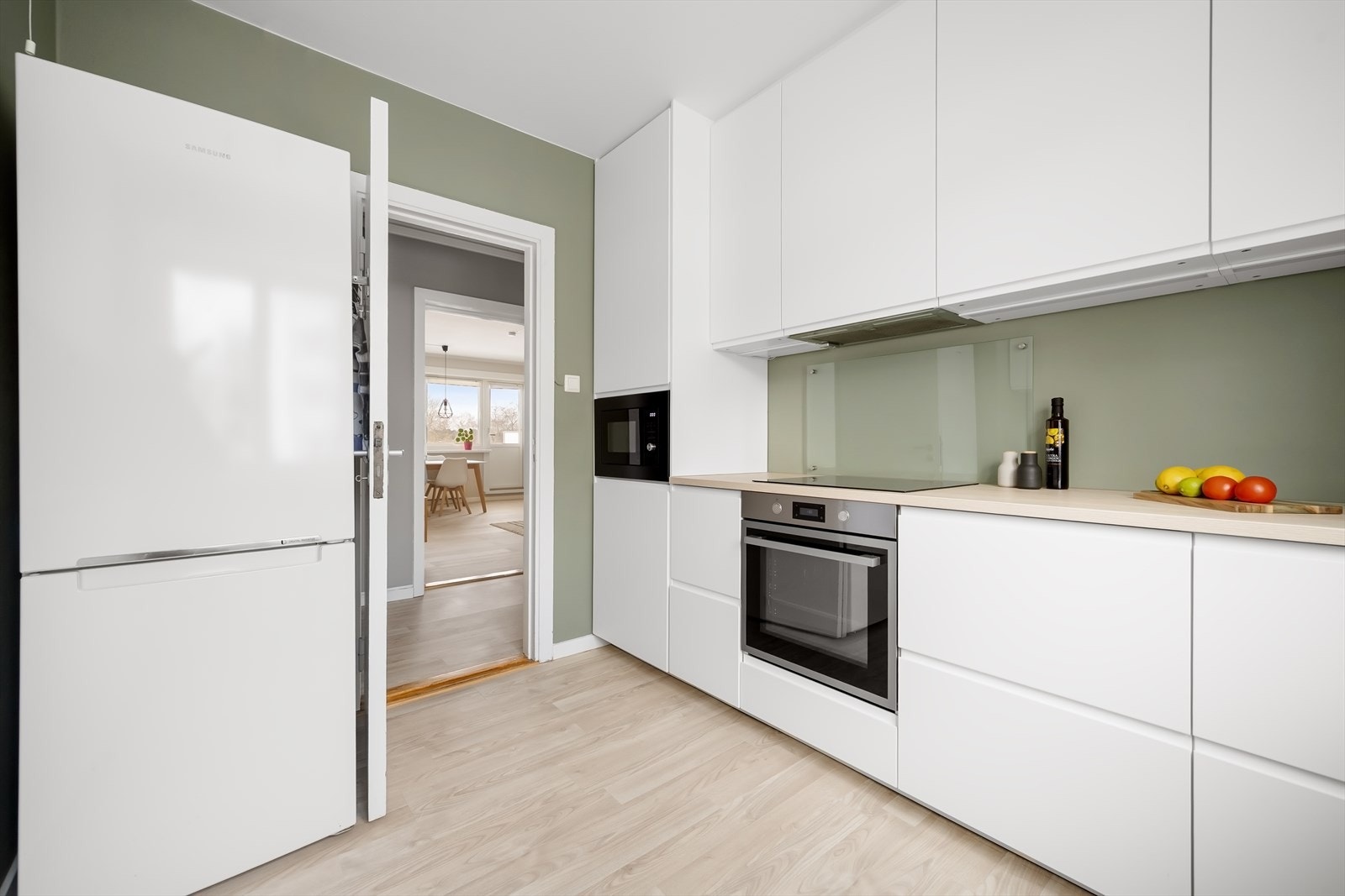 - Alle hvitevarer medfølger salget - Galleribilde