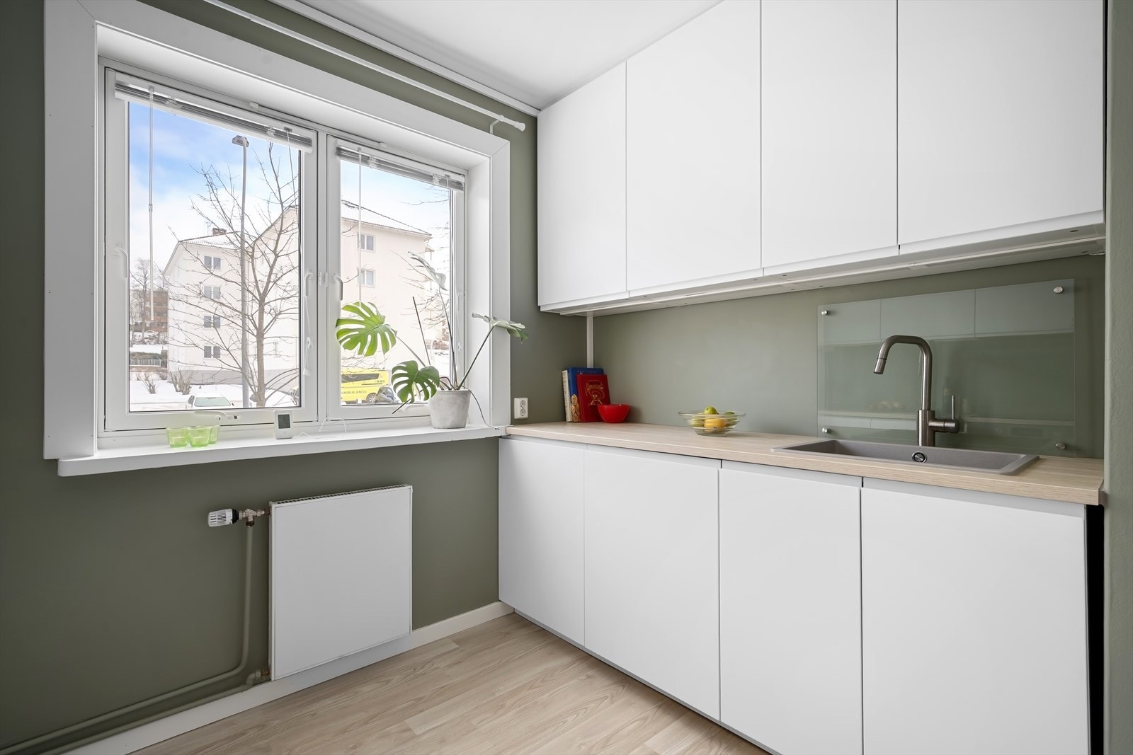 - Kjøkkenet ble byttet i 2021 - Galleribilde