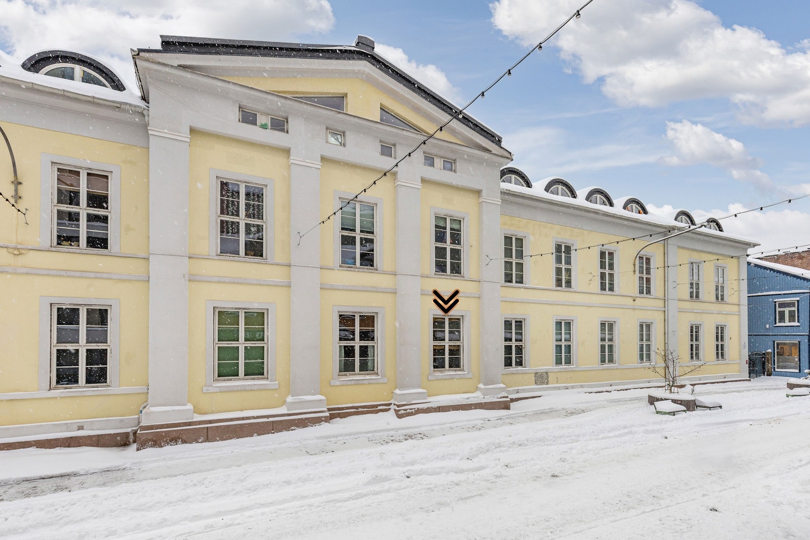 Leiligheten, med svært sentral og attraktiv beliggenhet - er perfekt for studenter og deg som er førstegangskjøper. Galleribilde