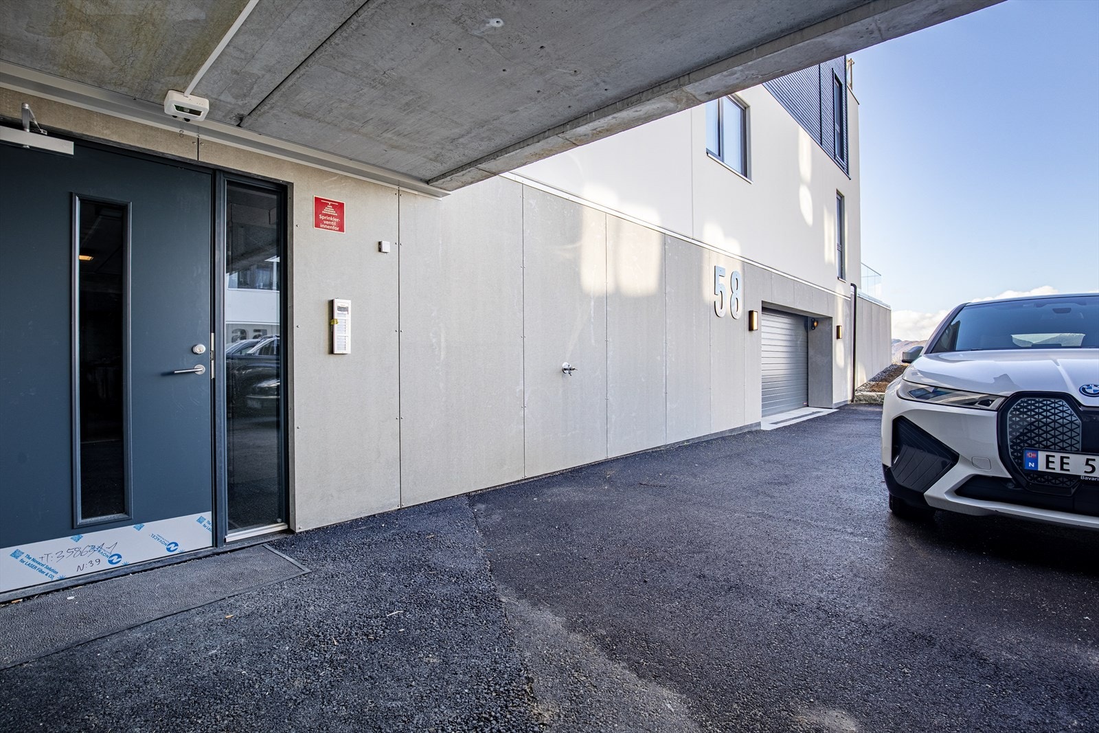 Hovedinngang Galleribilde