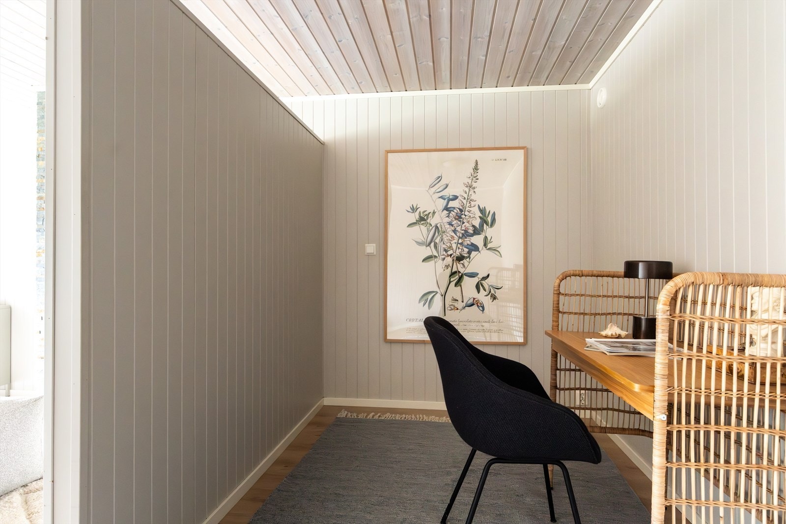 "Alkoveløsningen" i bakkant av rommet. Galleribilde