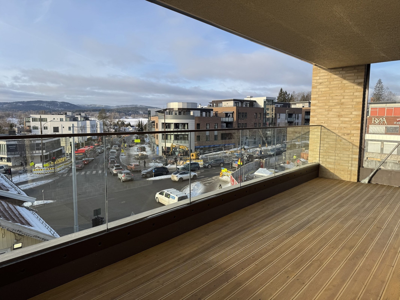 Stor vestvendt balkong på hele 15 m². Bilde fra byggeplass, 29/1-26. Galleribilde