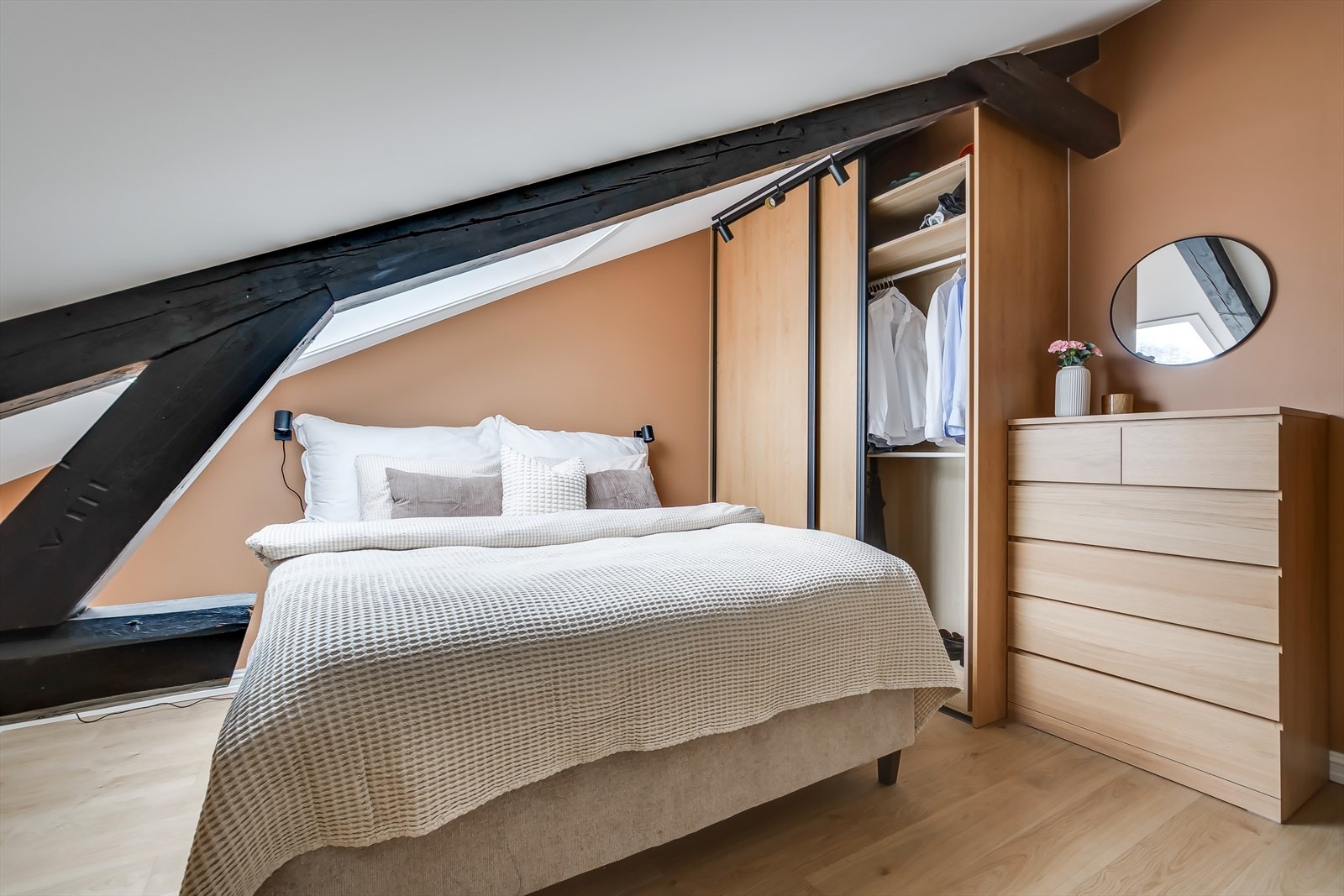 Godt med skap og garderobeplass Galleribilde