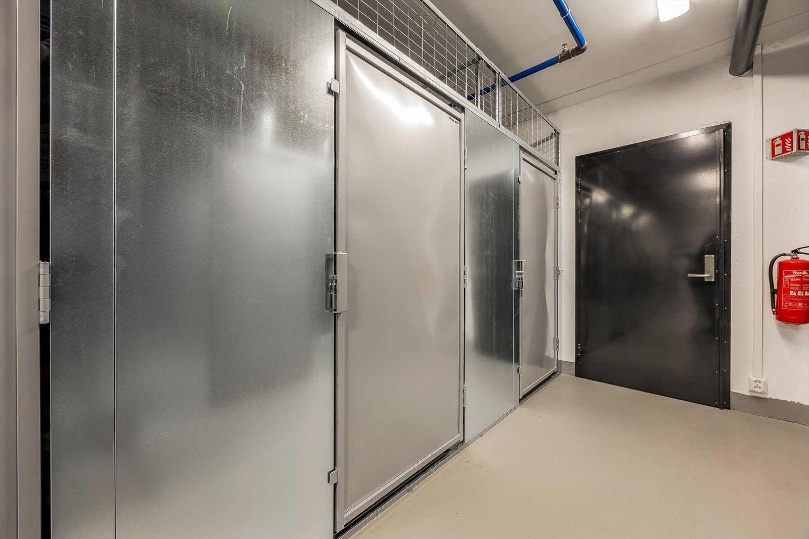 Leiligheten disponerer en praktisk kjellerbod på 5 m² for ekstra lagring. Galleribilde