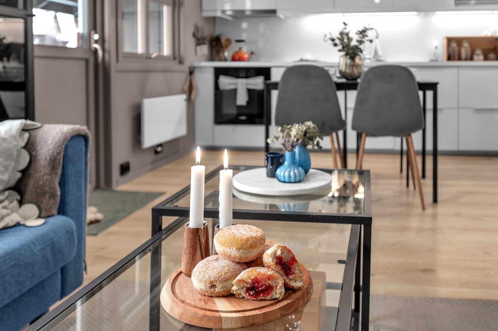 En oppusset 2-roms endeleilighet sentralt på Hellemyr. Galleribilde