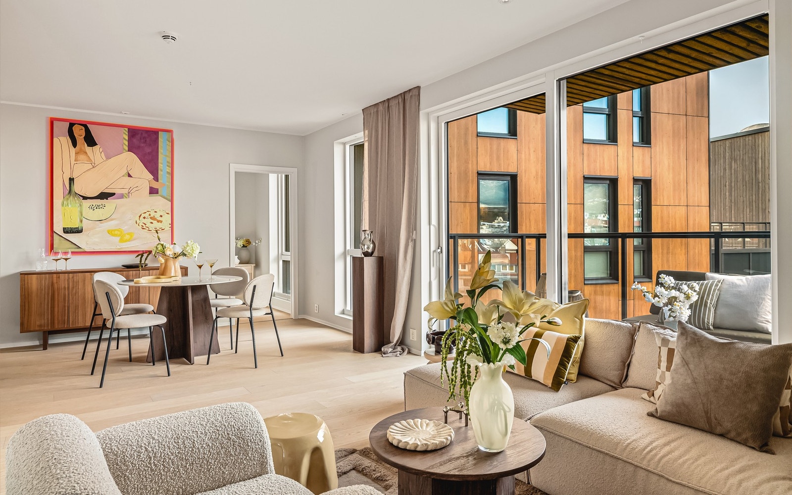 Fra stuen er det utgang til en herlig balkong på 6,8 m². Galleribilde