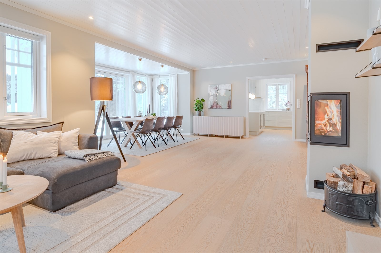 Gjennomgående herdet eikegulv Galleribilde