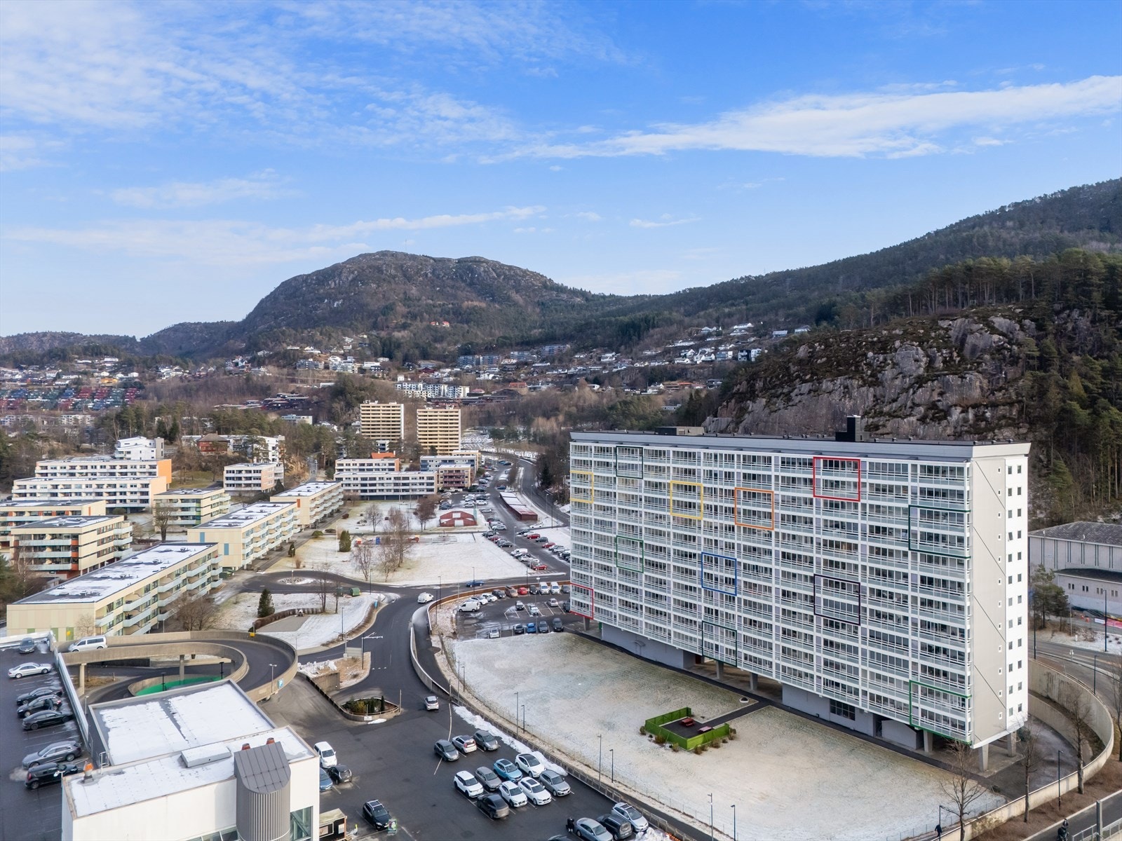 Ca. 2 min. gange til Oasen og Bybanestopp Galleribilde