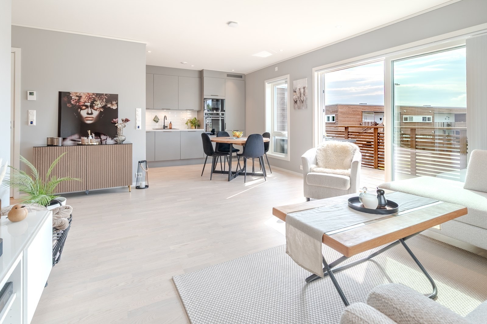 Strøken og romslig selveierleilighet fra 2021 Galleribilde