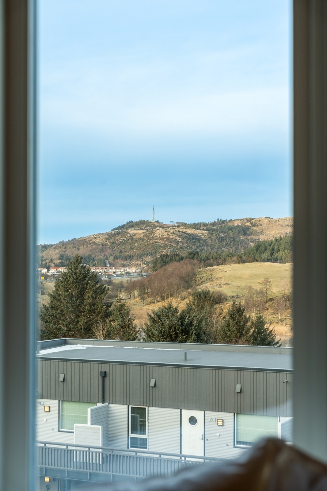 Flott utsikt mot naturskjønne omgivelser Galleribilde