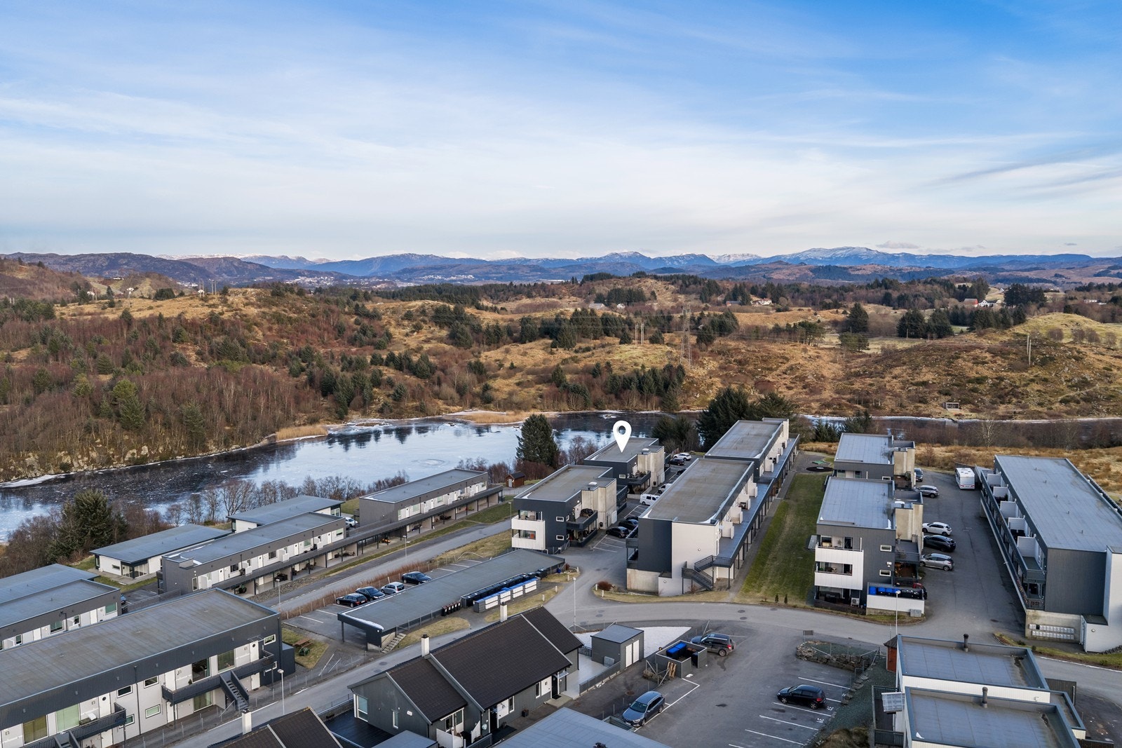 Nabolaget byr på flotte turområder med nærhet til skog og mark Galleribilde