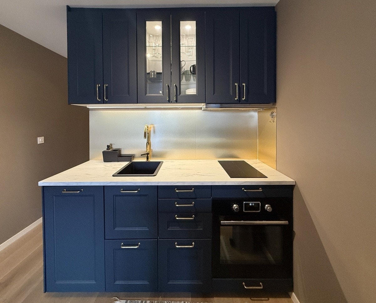 Kjøkken med oppvaskmaskin Galleribilde