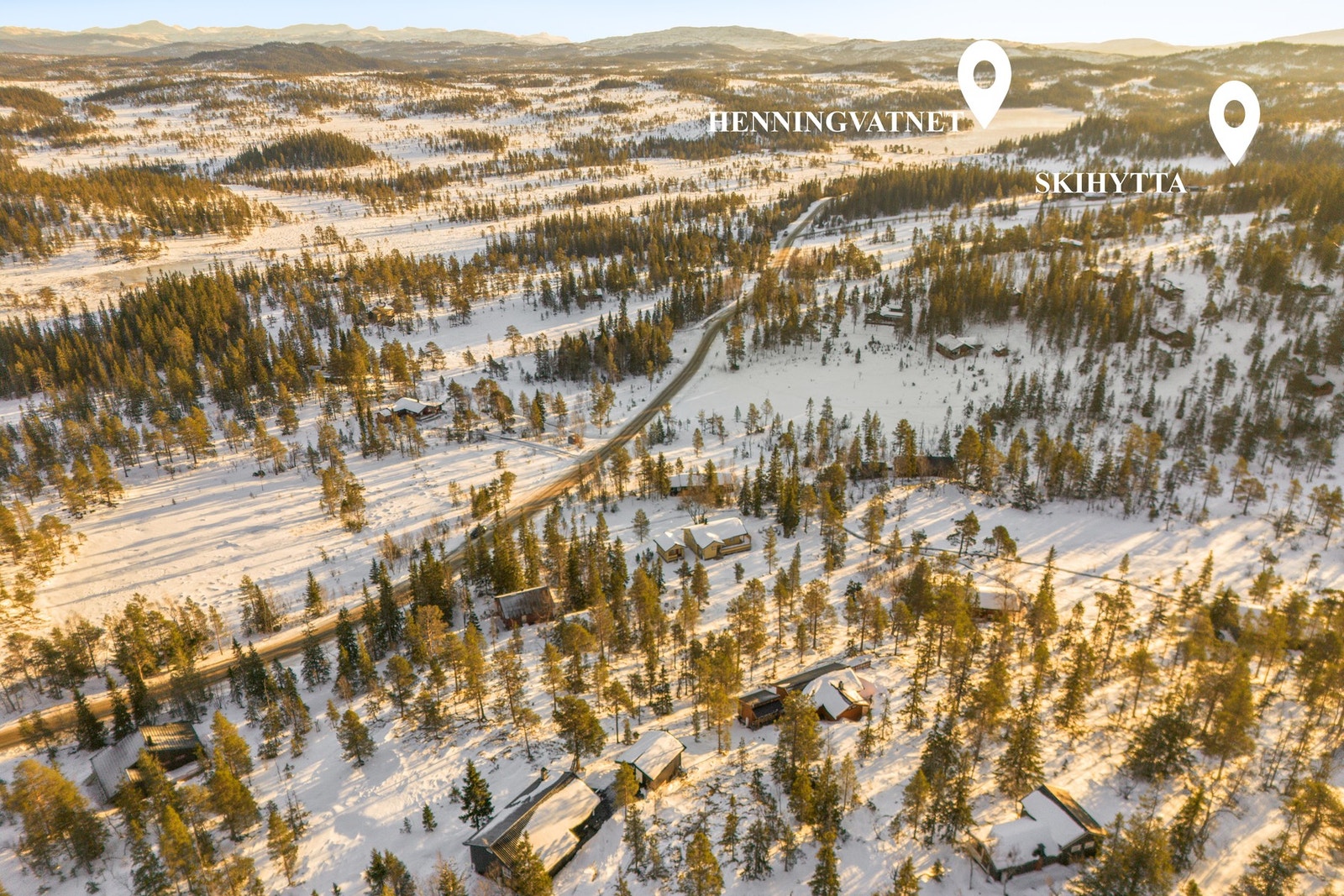 Henningvola byr på vakker natur og flotte turløyper året rundt. Ved skihytta finner du også et lite skitrekk. Perfekt for de yngste som vil ake eller prøve seg på slalåm. Galleribilde