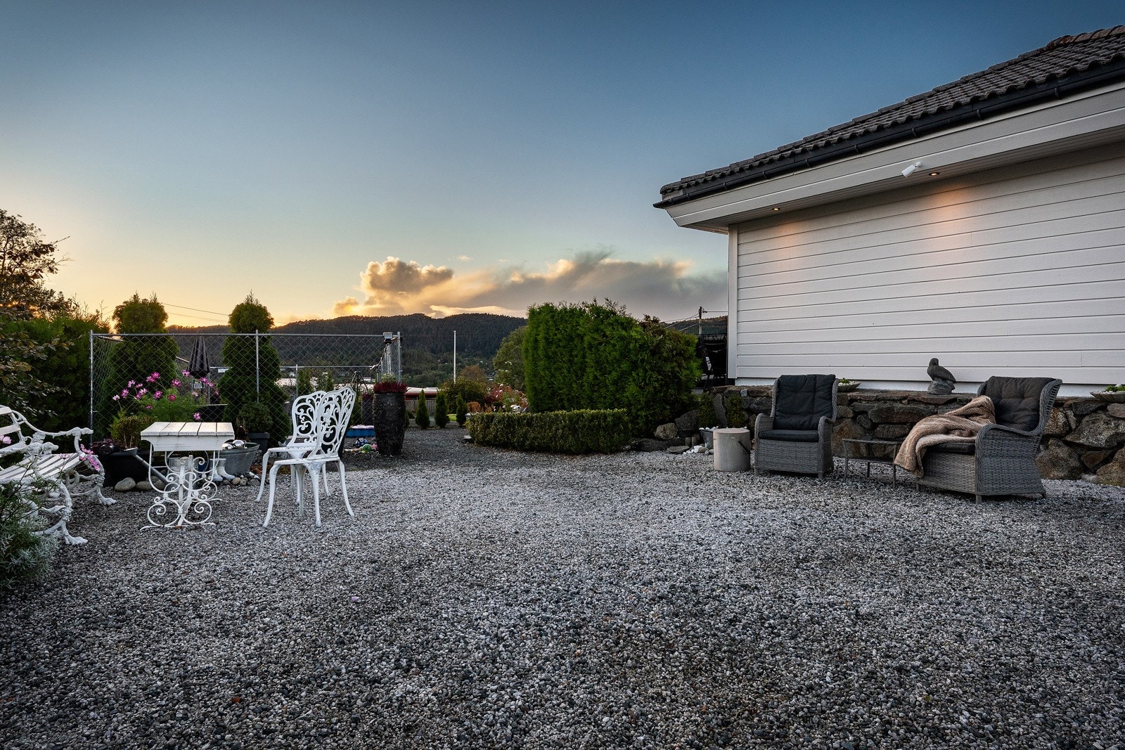 Her bor en i et rolig og etablert nabolag. Galleribilde