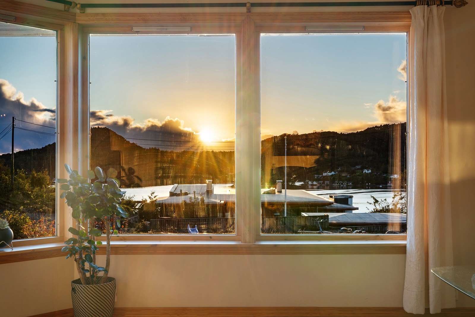 Nydelig utsikt fra stuen! Galleribilde