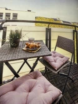 Balkong sommer med utsikt Galleribilde