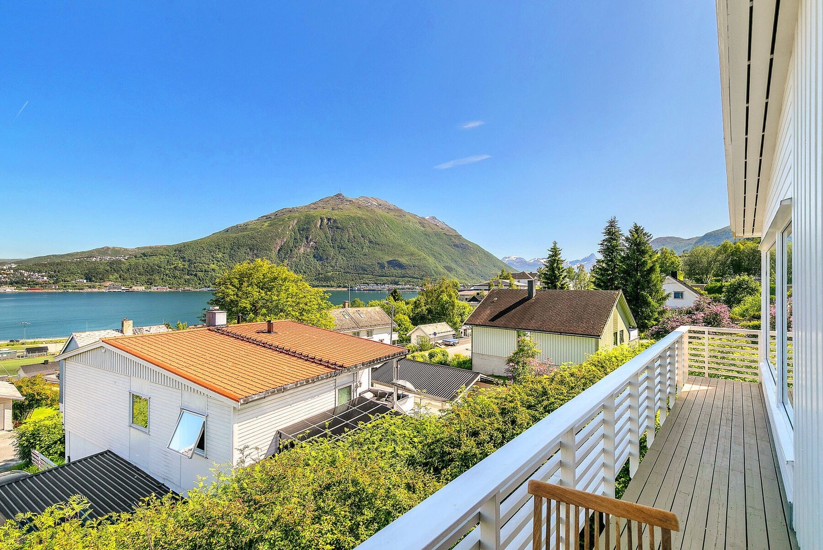 Utsikt fra veranda Galleribilde