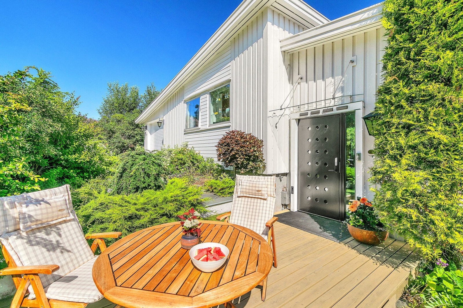 Solrik terrasse Galleribilde