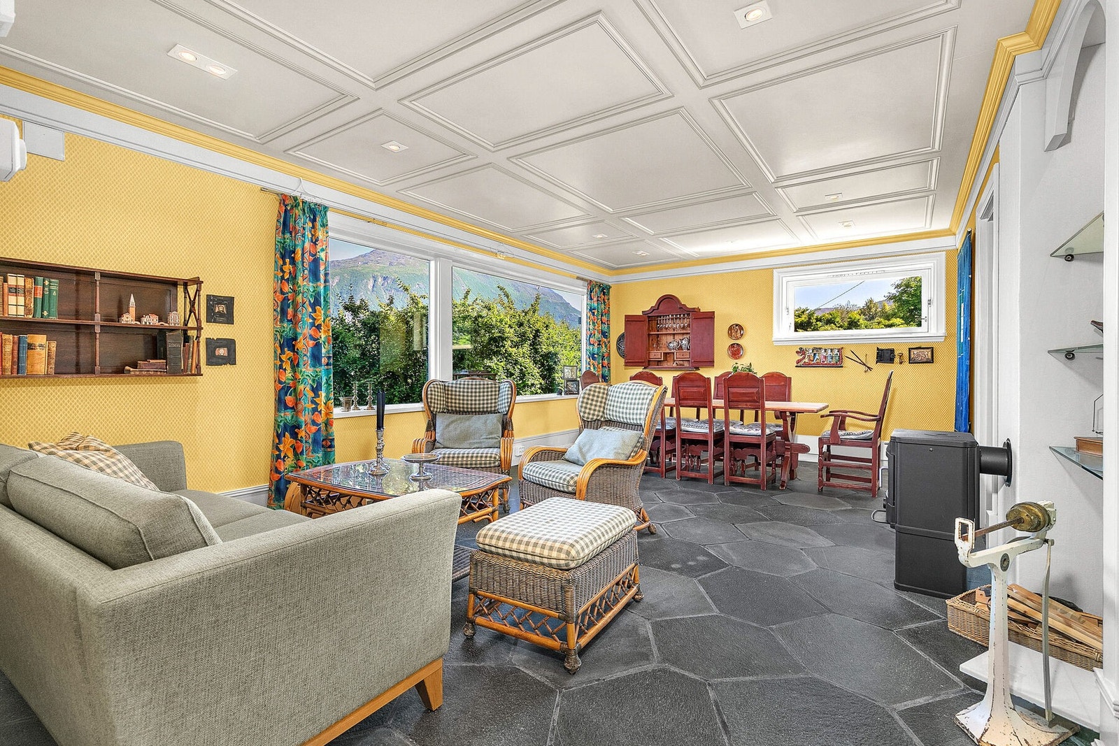 Underetasje - Kjellerstue Galleribilde