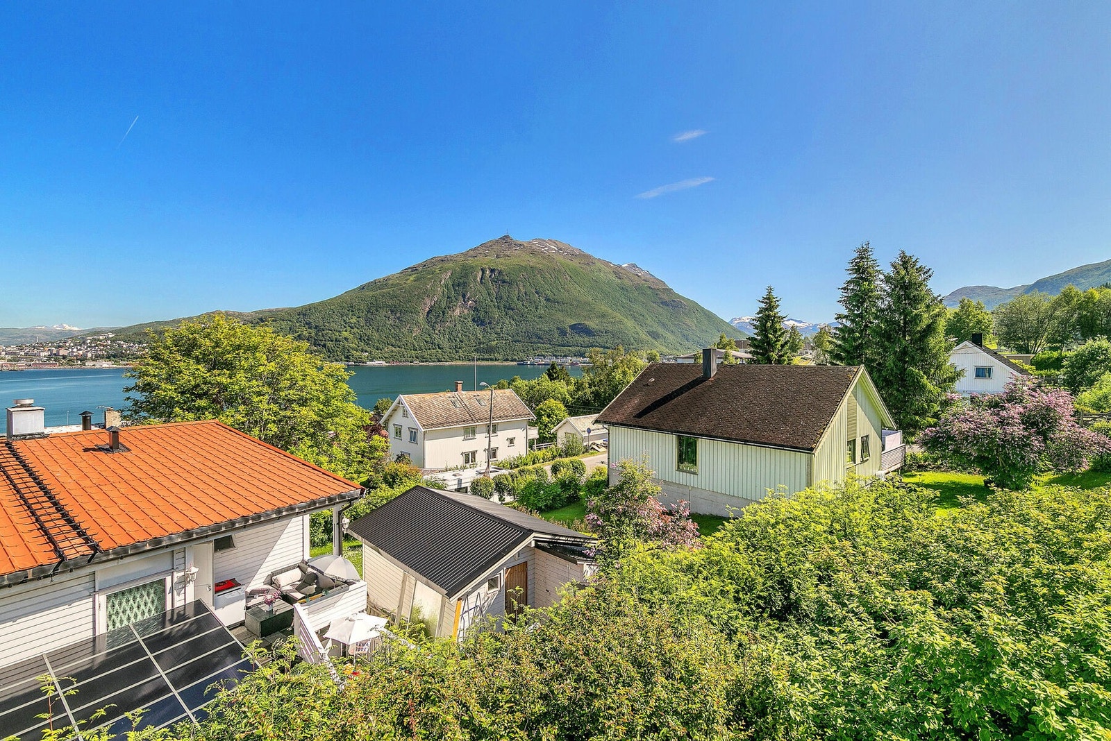 Utsikt fra veranda Galleribilde