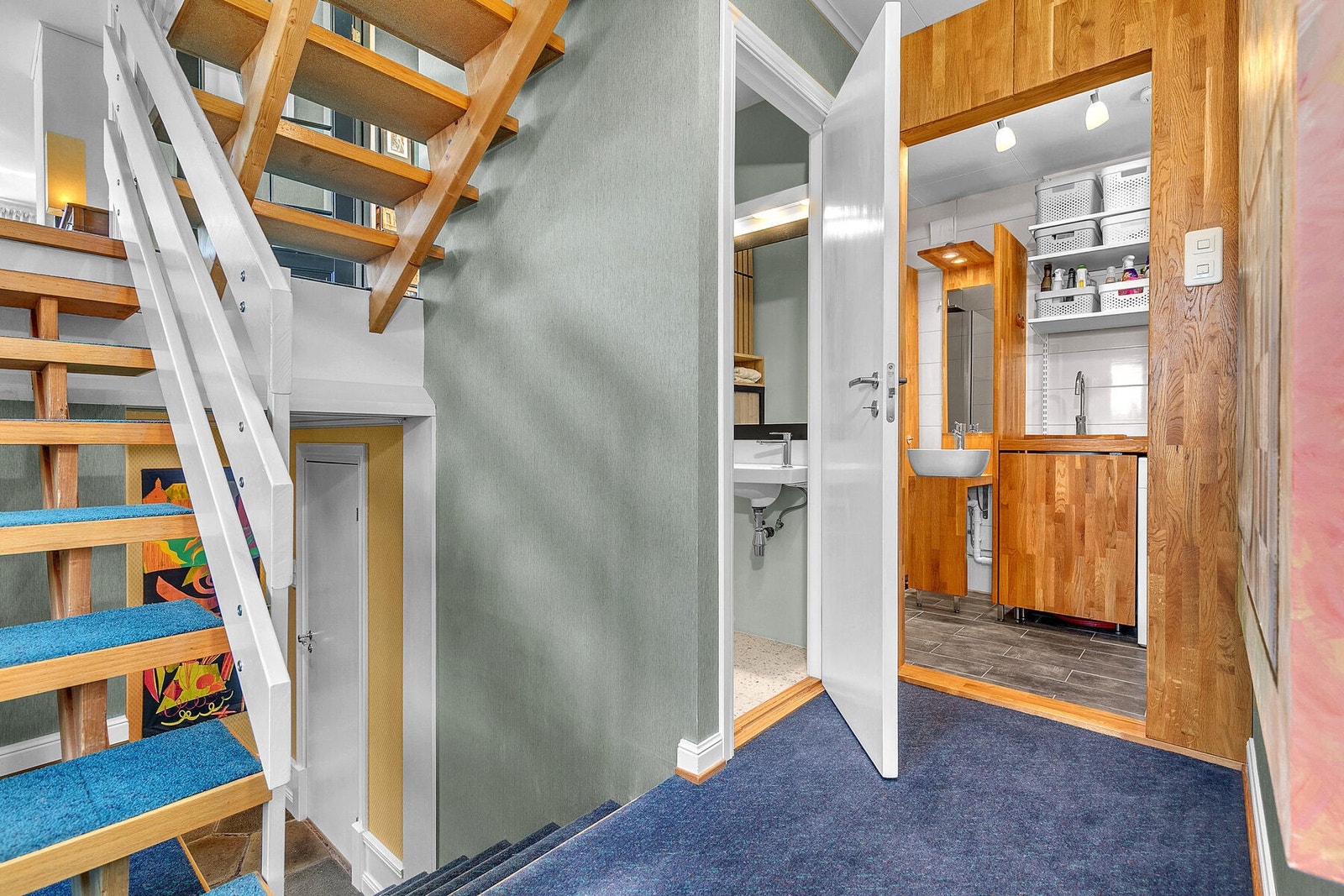 Underetasje - Gang Galleribilde