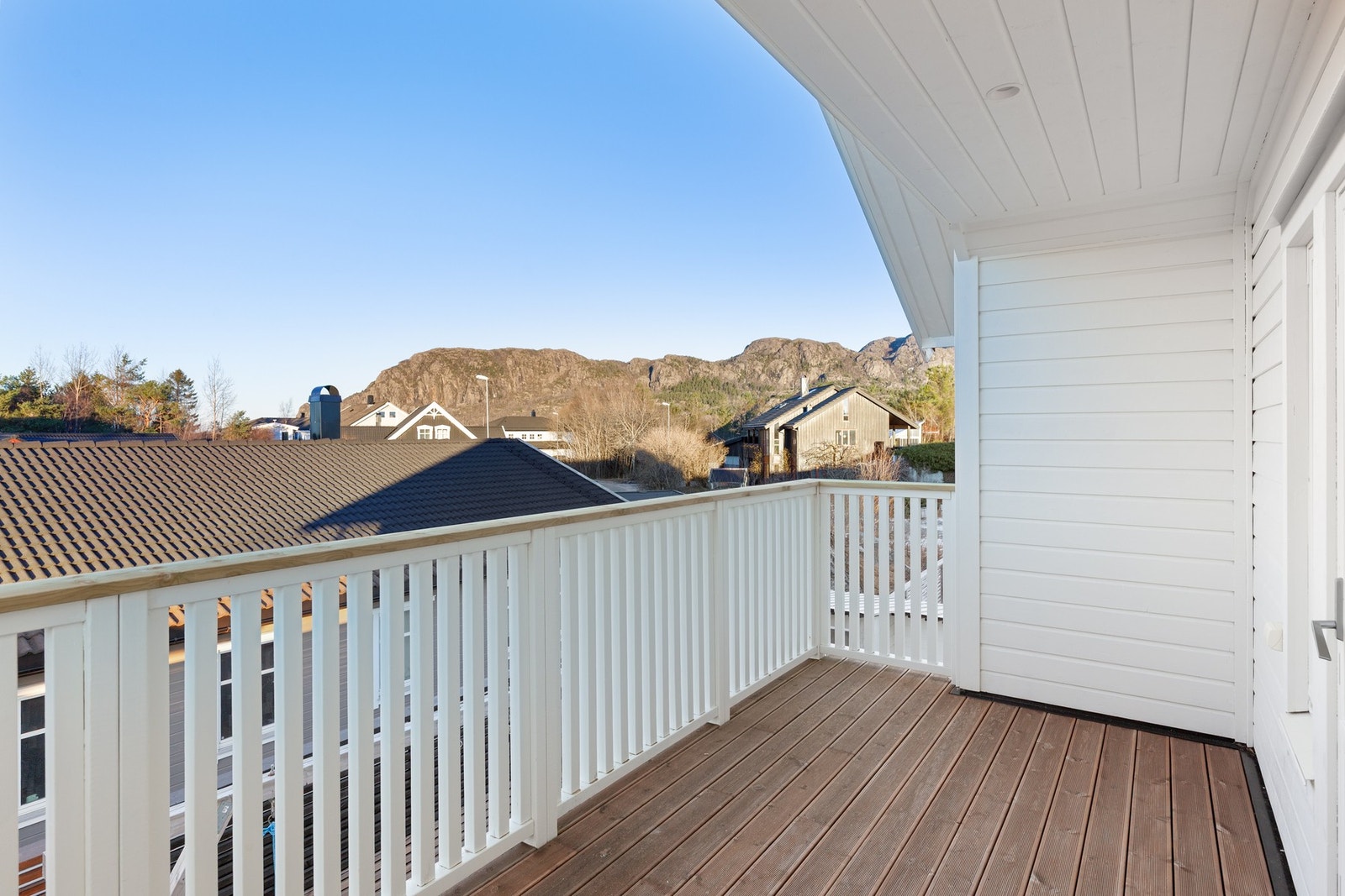 Utsikt fra balkong 2 etg. Galleribilde