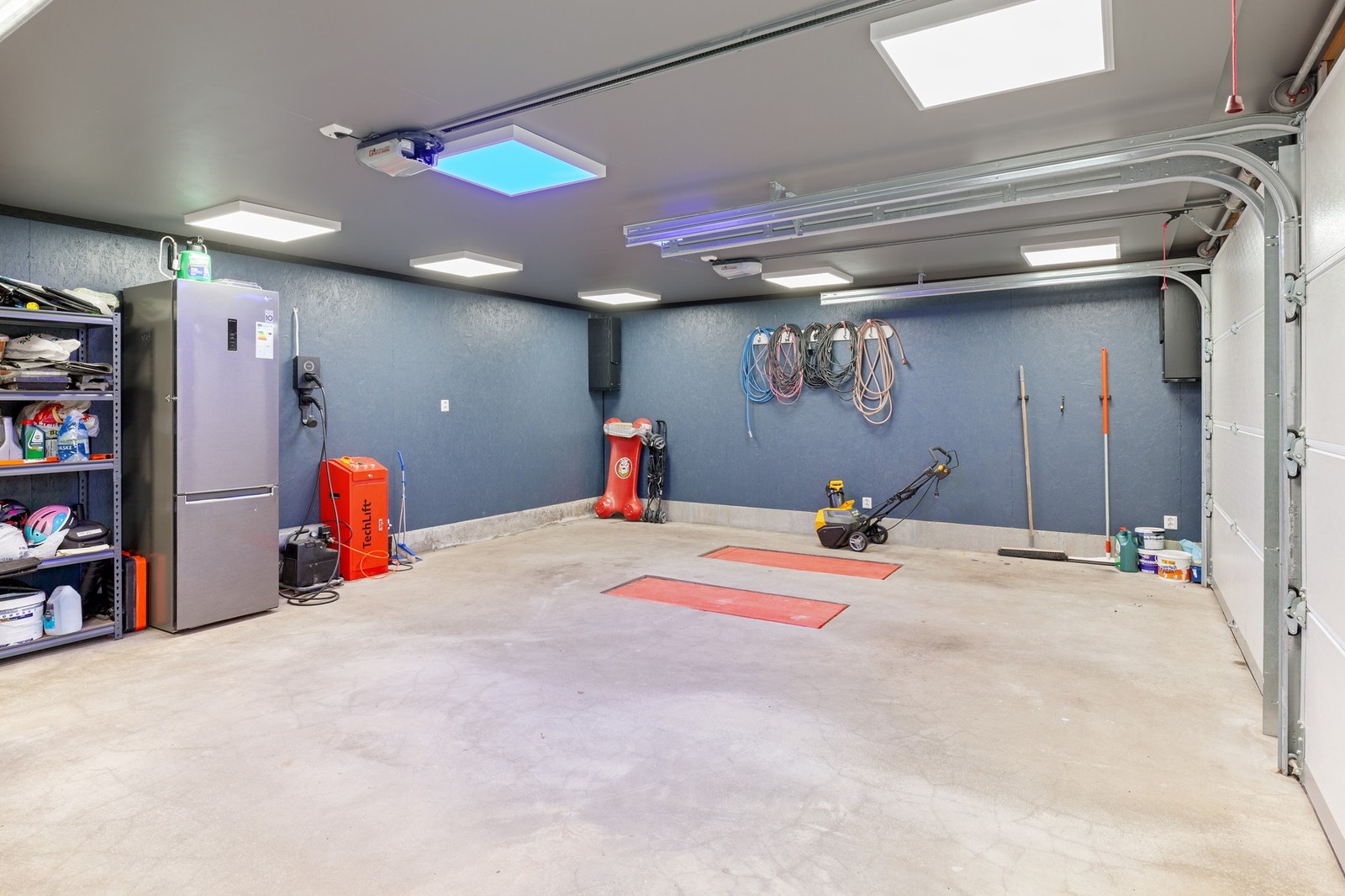 Garasje innvendig Galleribilde