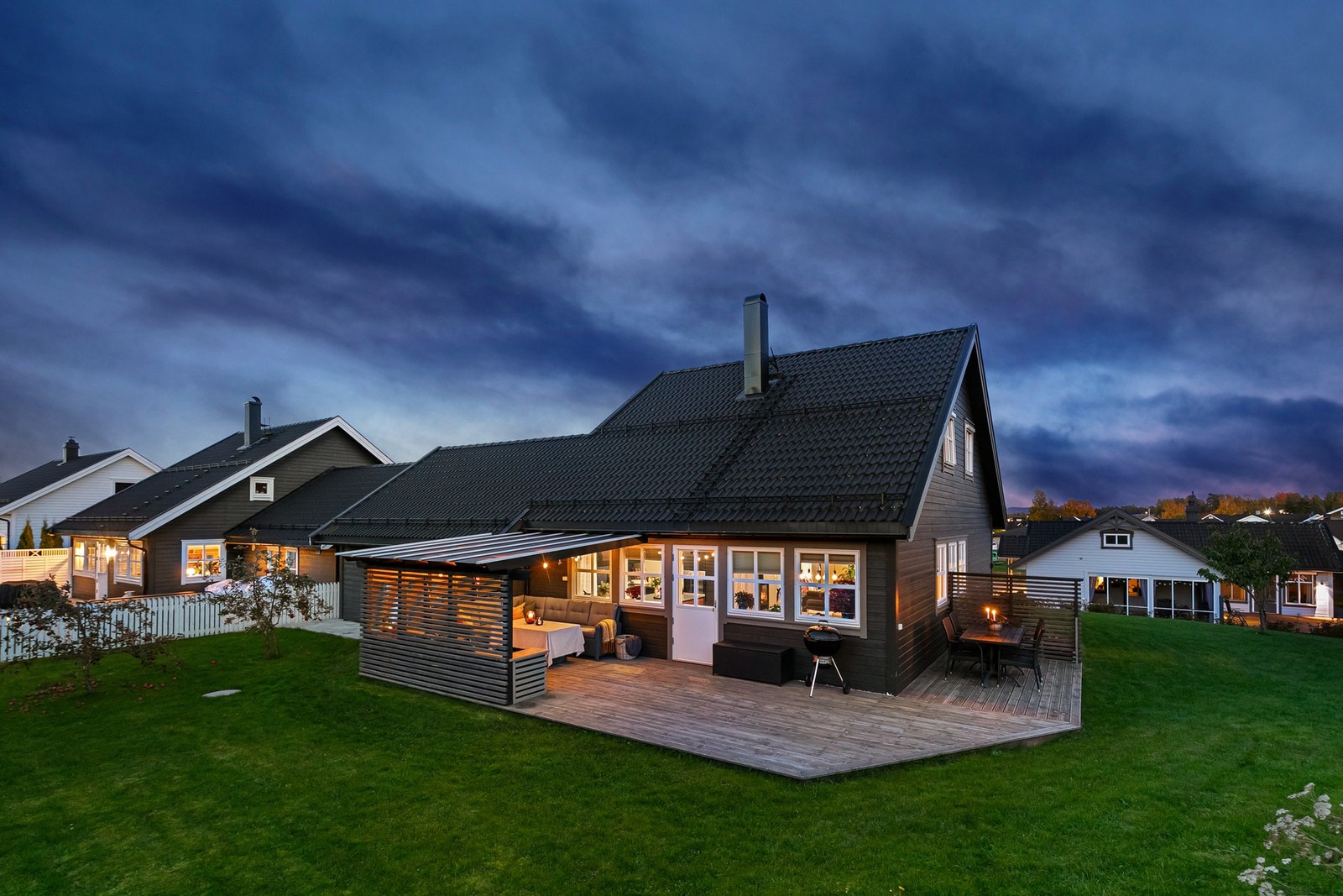 Velkommen til Grønvoldvegen 35D, presentert av Henrik Busterud. Foto: Pil Branding (Kim Rognmo) Galleribilde