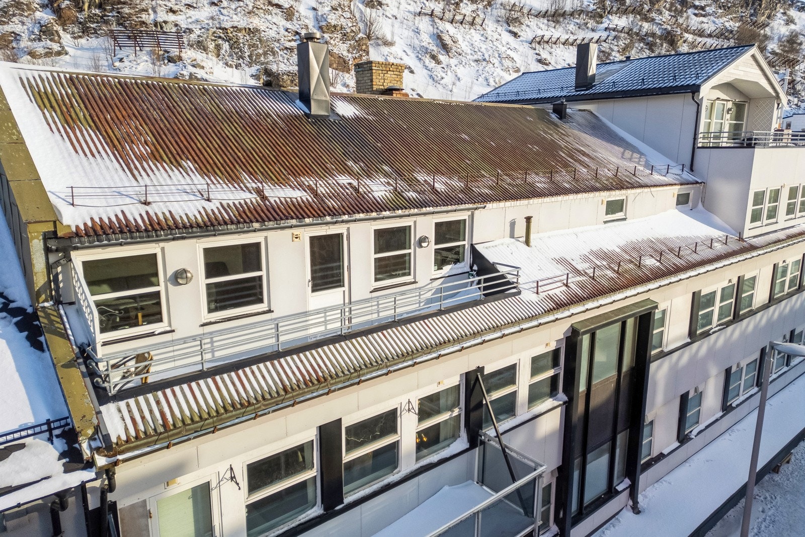 Sameiet ble etablert for ca. 1,5 år siden, og består av 4 næringsseksjoner og 9 boligseksjoner. Galleribilde