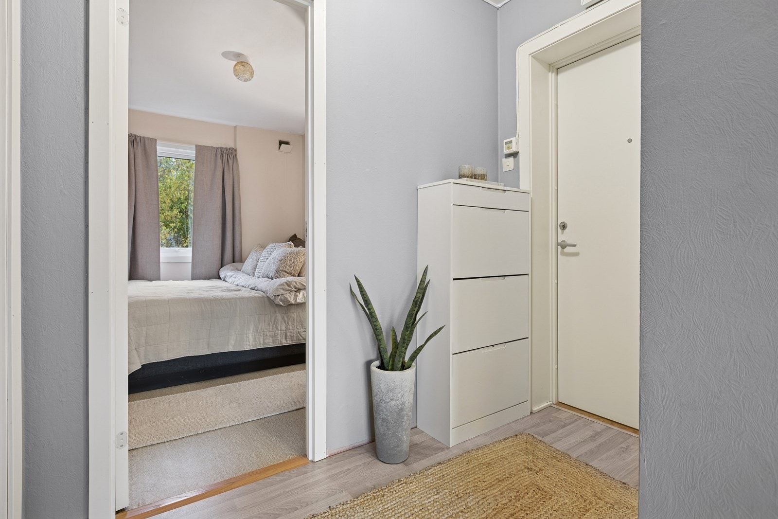 Trivelig entré. Galleribilde