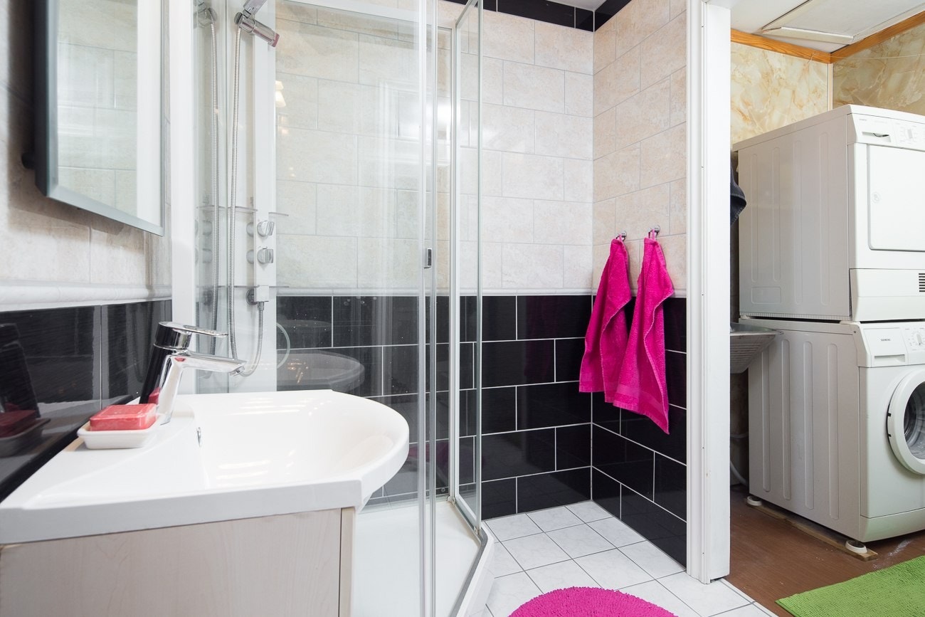 Bad med vaskerom Galleribilde