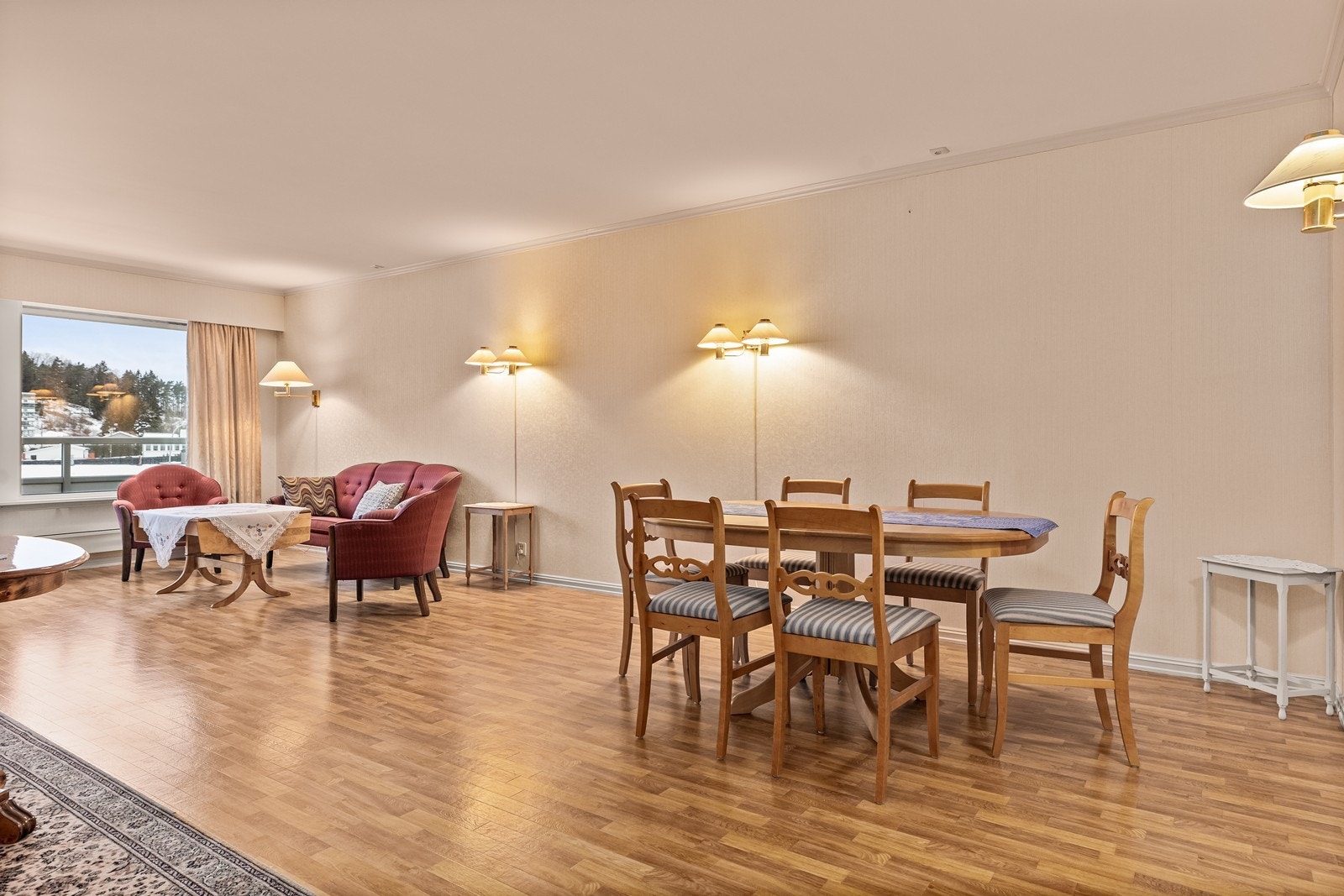 Stue/spisestue Galleribilde