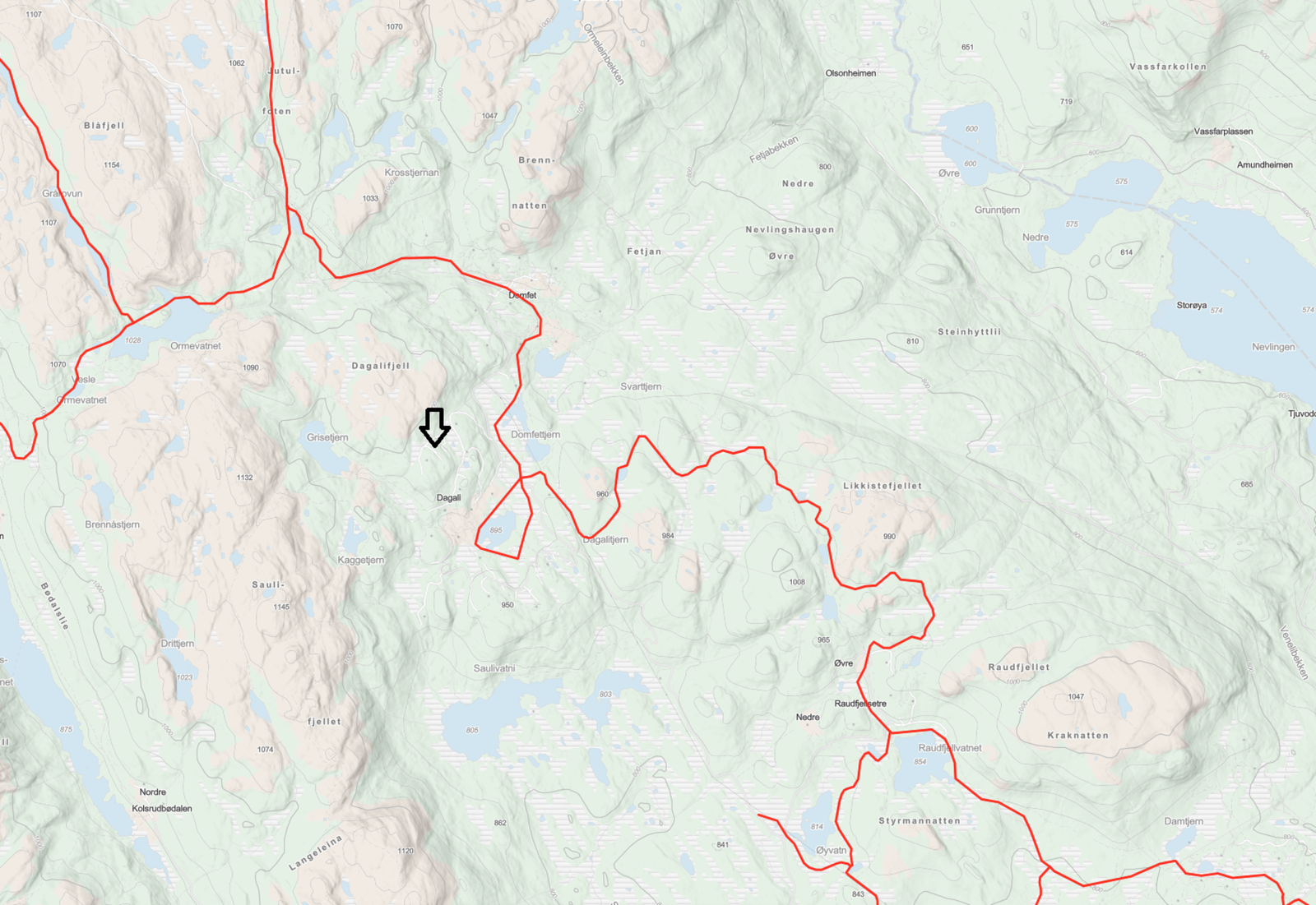 Løypekartet viser milevis med skiløyper i begge retninger. Hytta ligger ved den sorte pilen. Galleribilde