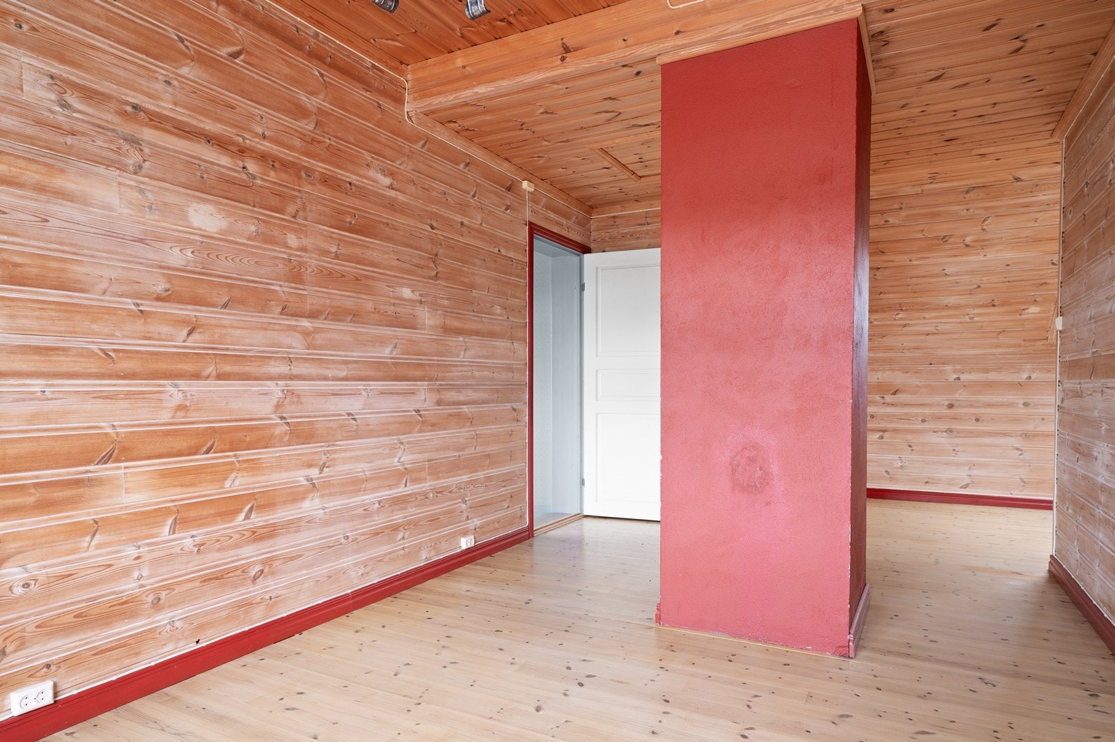 Rommet kan benyttes som kontor eller en ekstra stue. Galleribilde