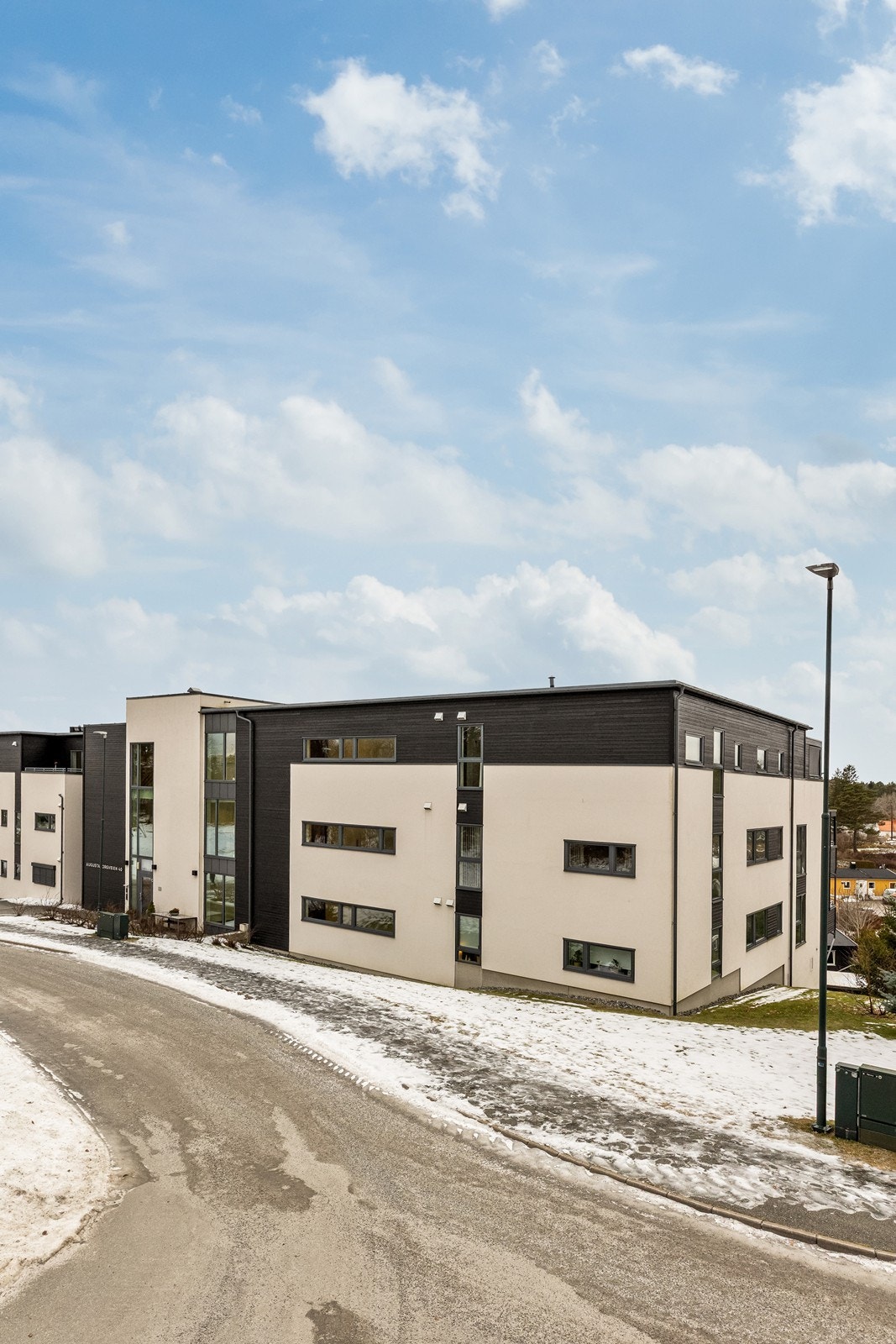 Augustaborgveien 40. Galleribilde