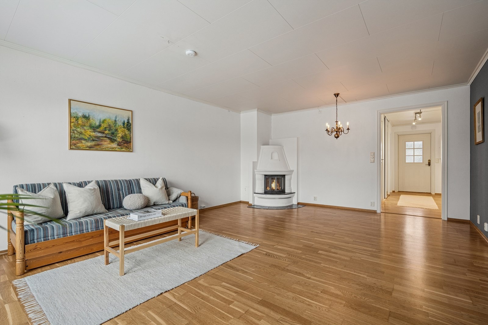 Leiligheten har moderniseringsbehov, noe som gir en god mulighet til å forme din egen drømmeleilighet. Galleribilde