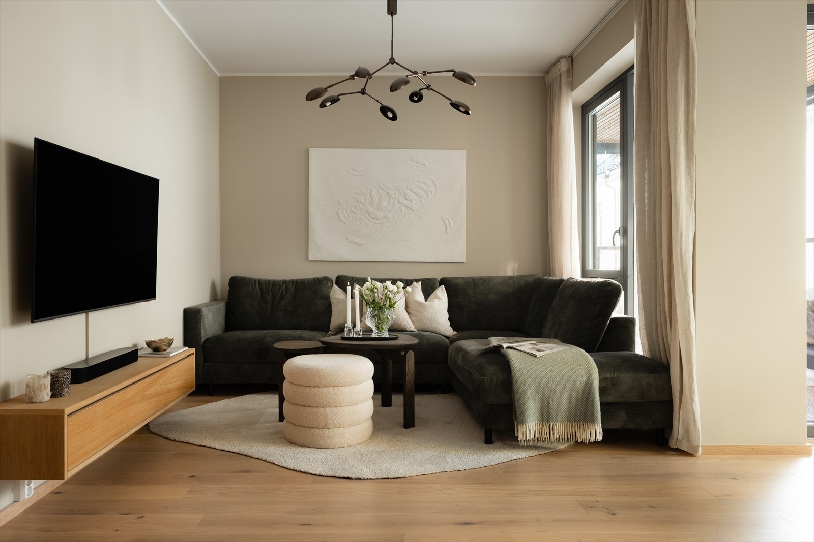 EiendomsMegler 1 ved Oda Emilie Roa har gleden av å presentere Kalfarveien 20D! Galleribilde