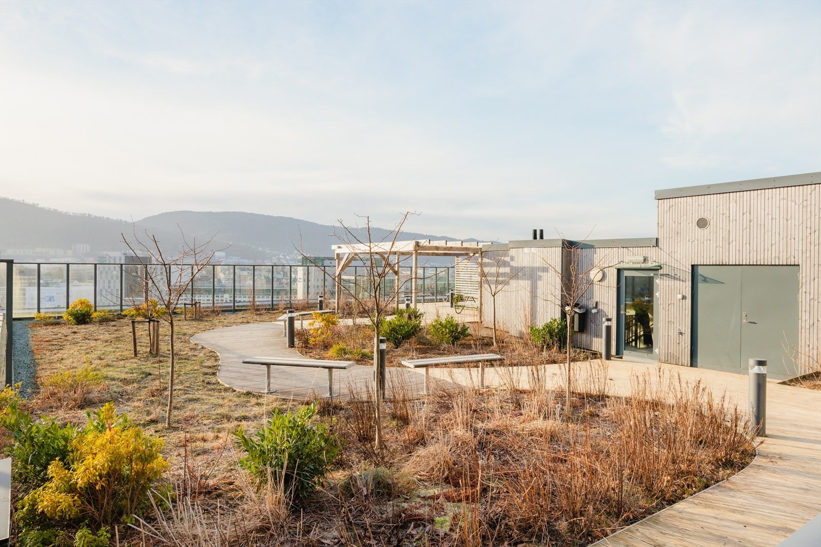 Det er en egen luksus å ha et eget parkområde for beboerne. Galleribilde