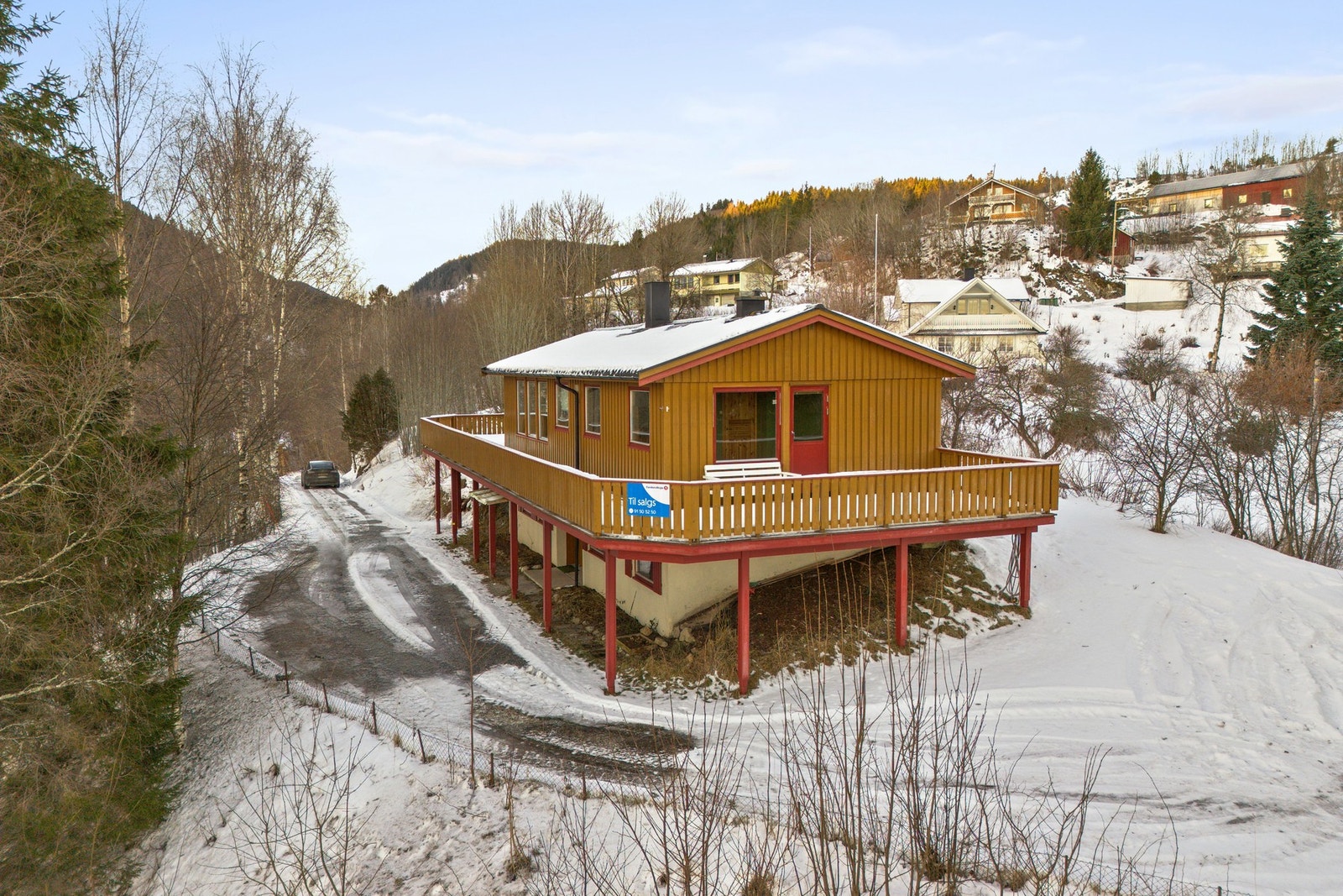 Det er inngangsparti/entré i 1. etg og 2. etg Galleribilde