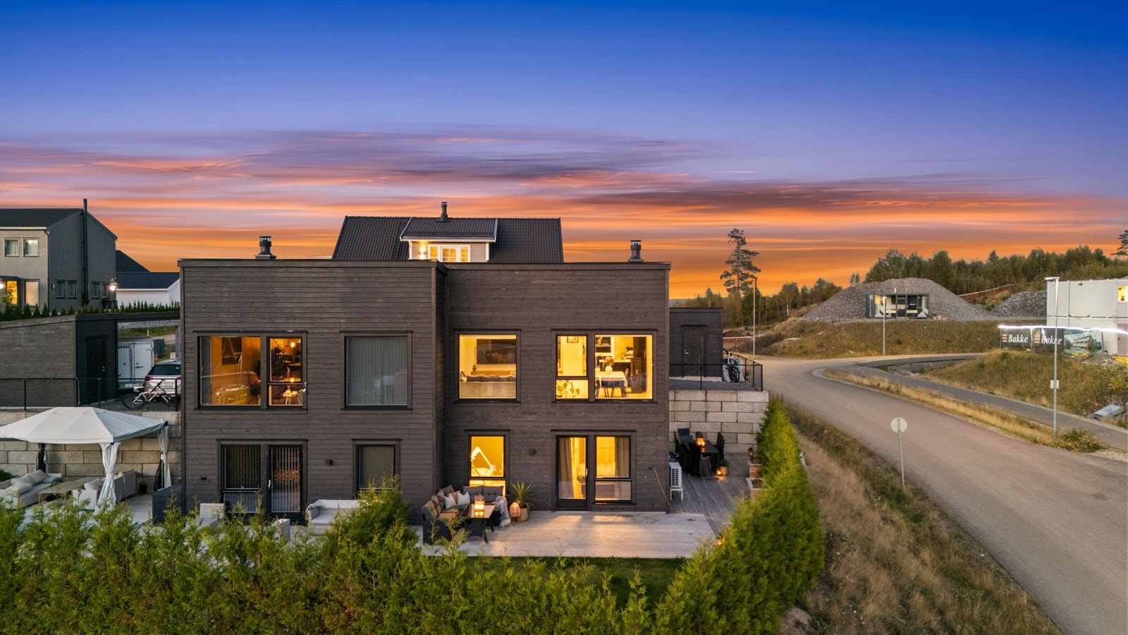 Emera eiendomsmegling v/Gina Granli (tlf. 99274052) har gleden av å presentere Høgåstoppen 59A! Foto: Morten Eriksen Galleribilde