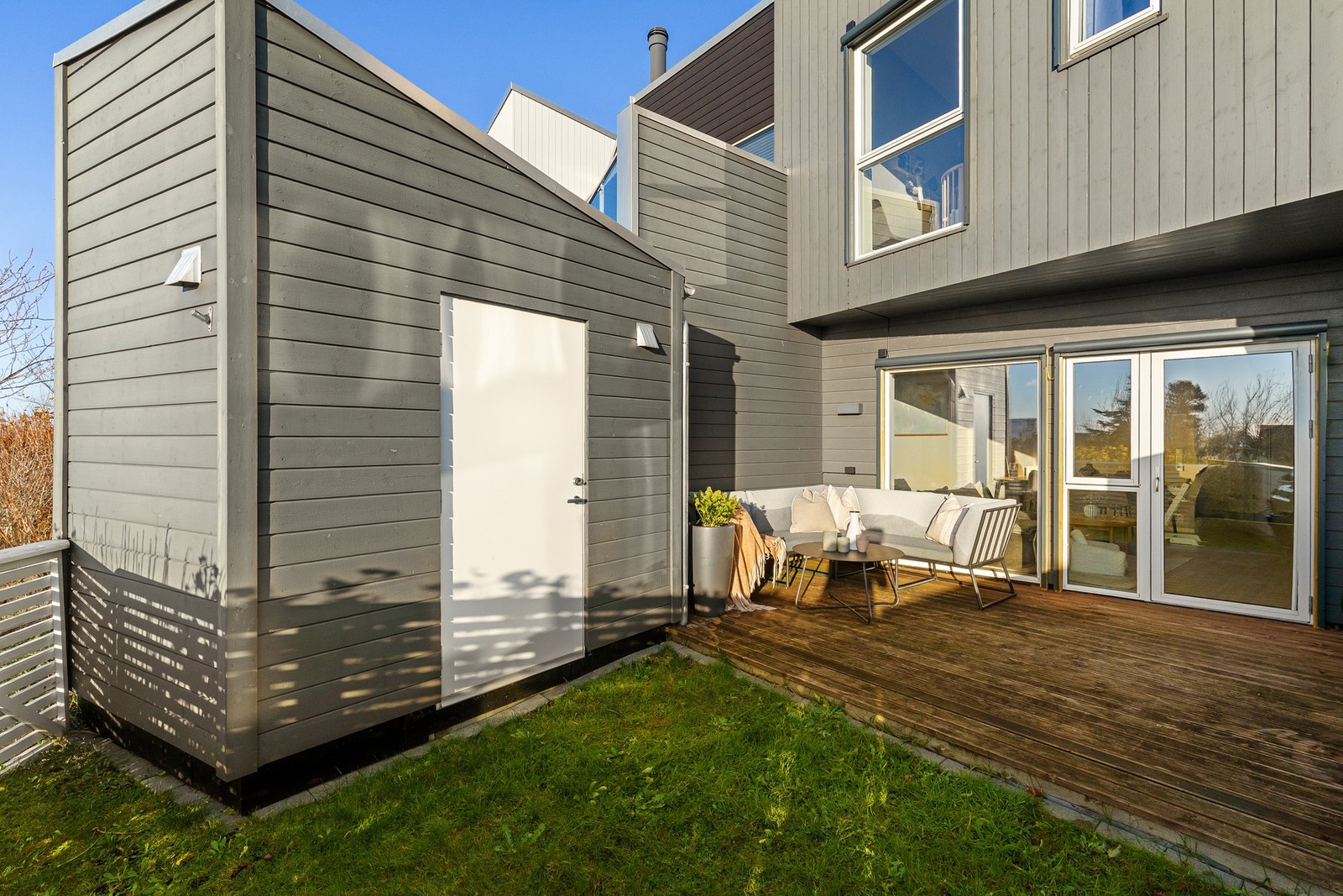 Her har man også en praktisk utendørs bod. Galleribilde