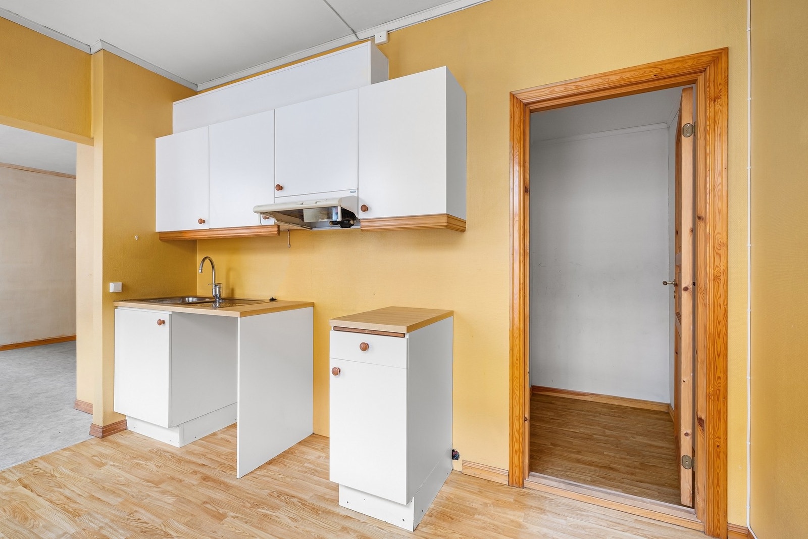 Plass for frittstående hvitevarer Galleribilde