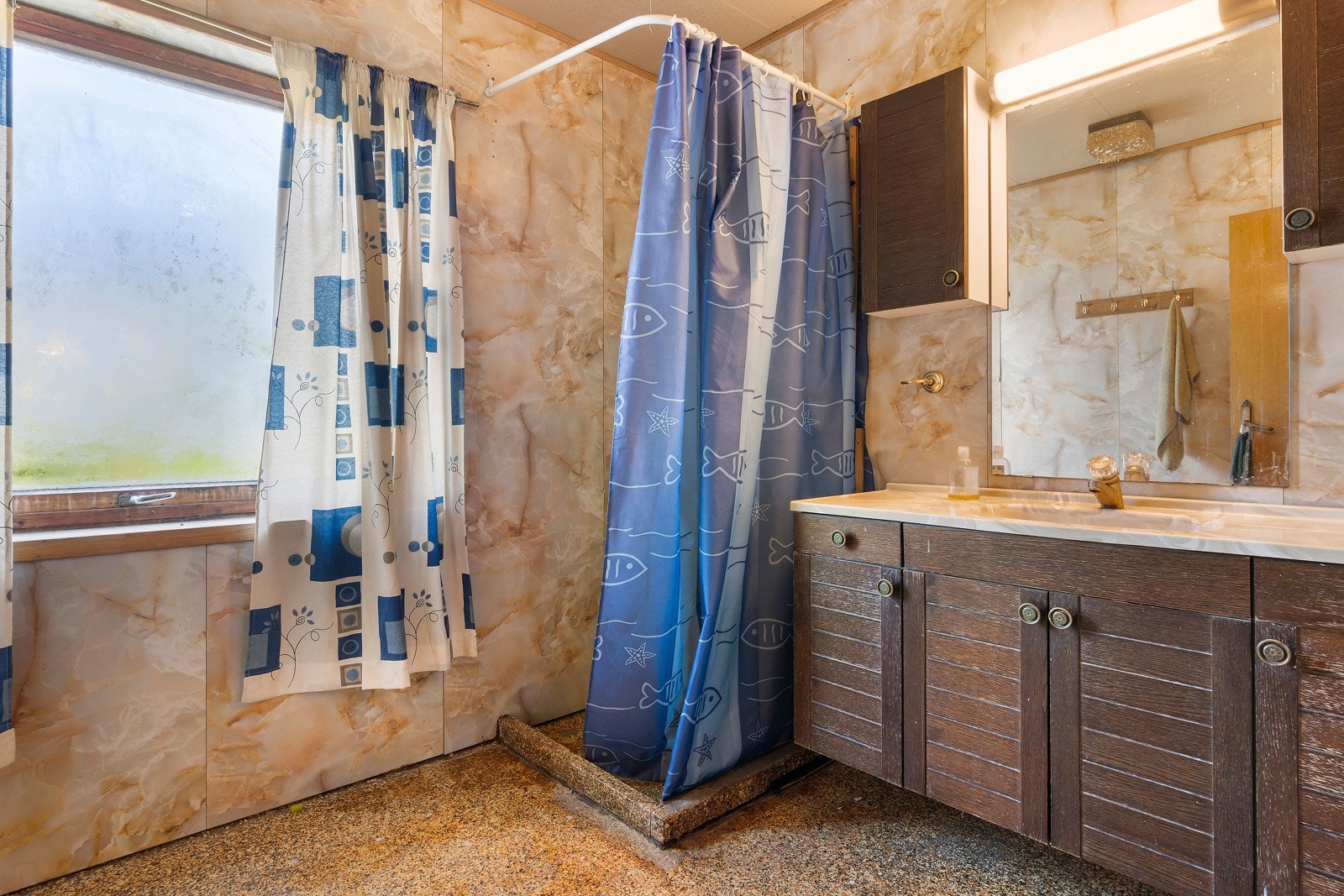 Badet må totalfornyes, det er trolig fra 70-tallet. Galleribilde