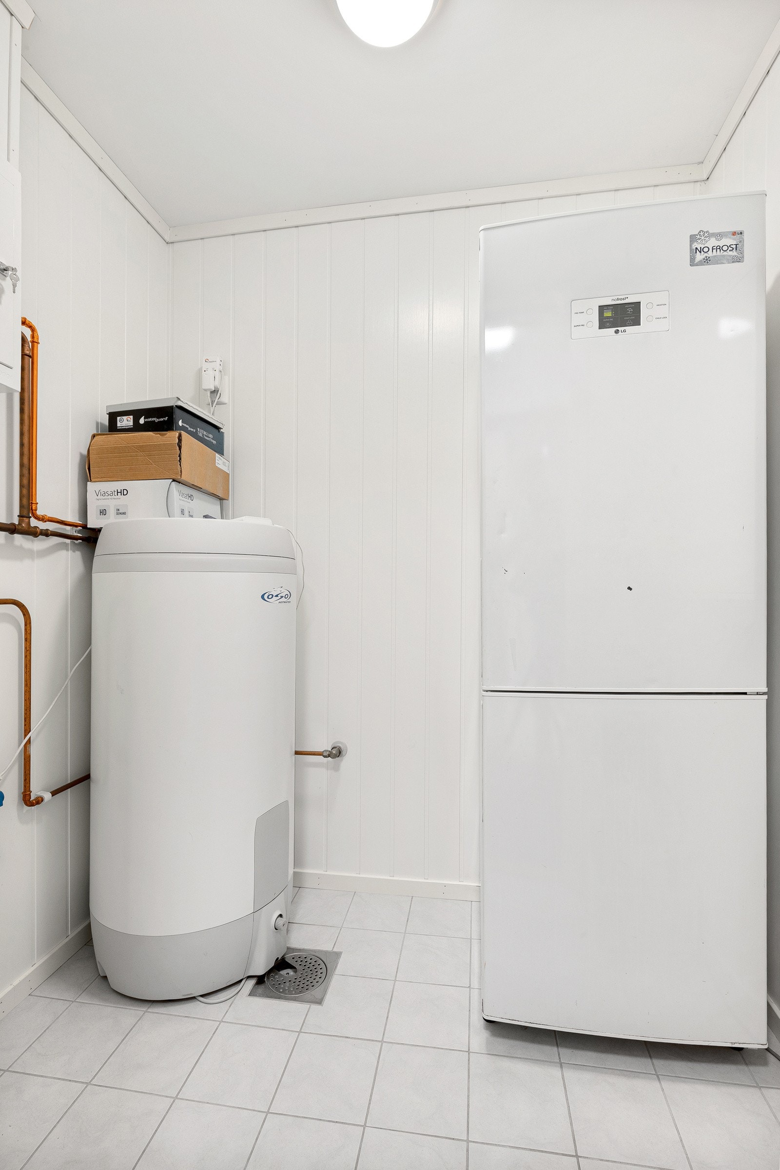 Teknisk rom innenfor entre/gang Galleribilde