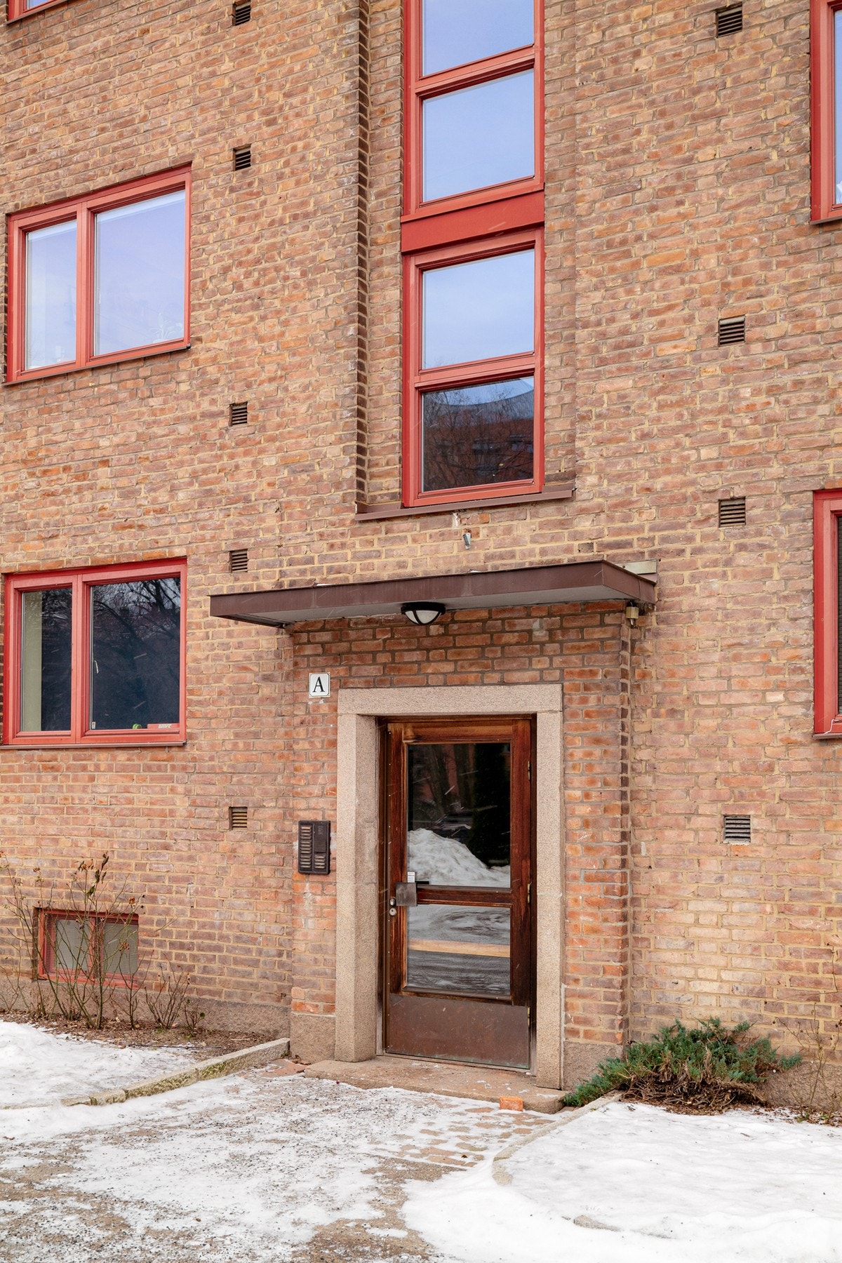 Som beboer har du også tilgang til fellesfasiliteter som sykkelbod, vaskeri, dekkhotell, smørebod, selskapslokale og gjesteleilighet. Galleribilde