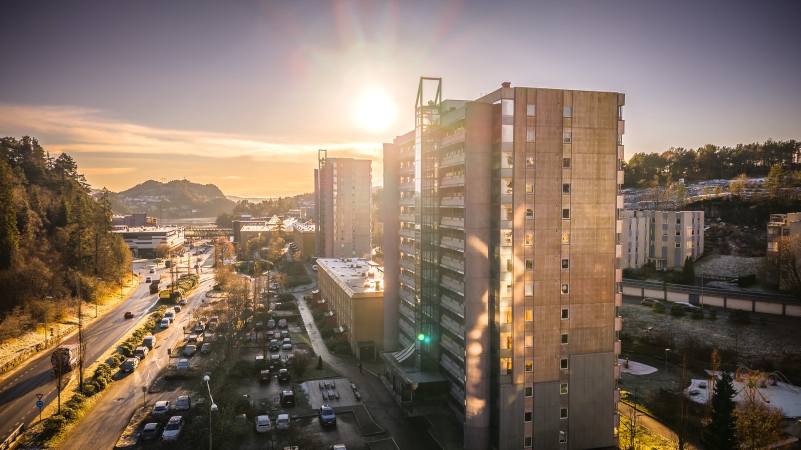 - Sentral beliggenhet i Loddefjord med gangavstand til Vestkanten Storsenter og kollektivtransport - Galleribilde