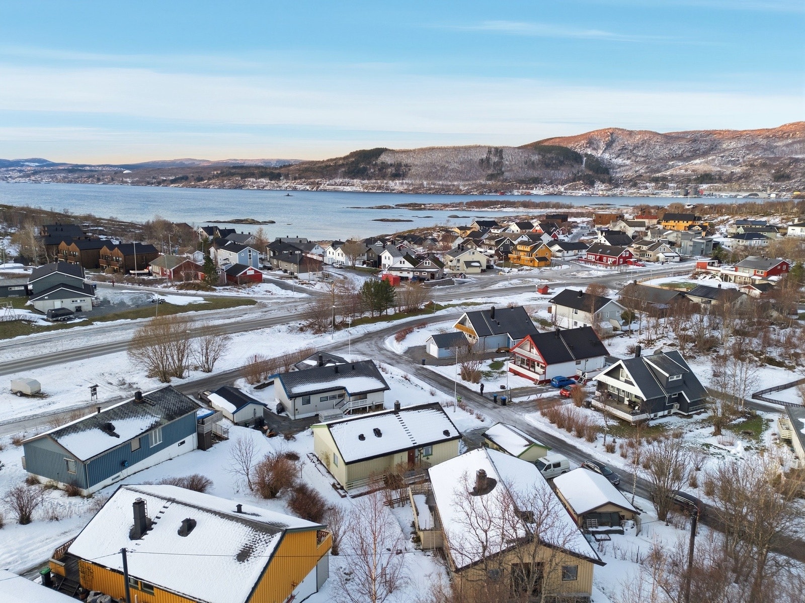 Området er kjent for sine gode rekreasjonsmuligheter med nærhet til skog og mark, som innbyr til turer og friluftsliv året rundt. Galleribilde