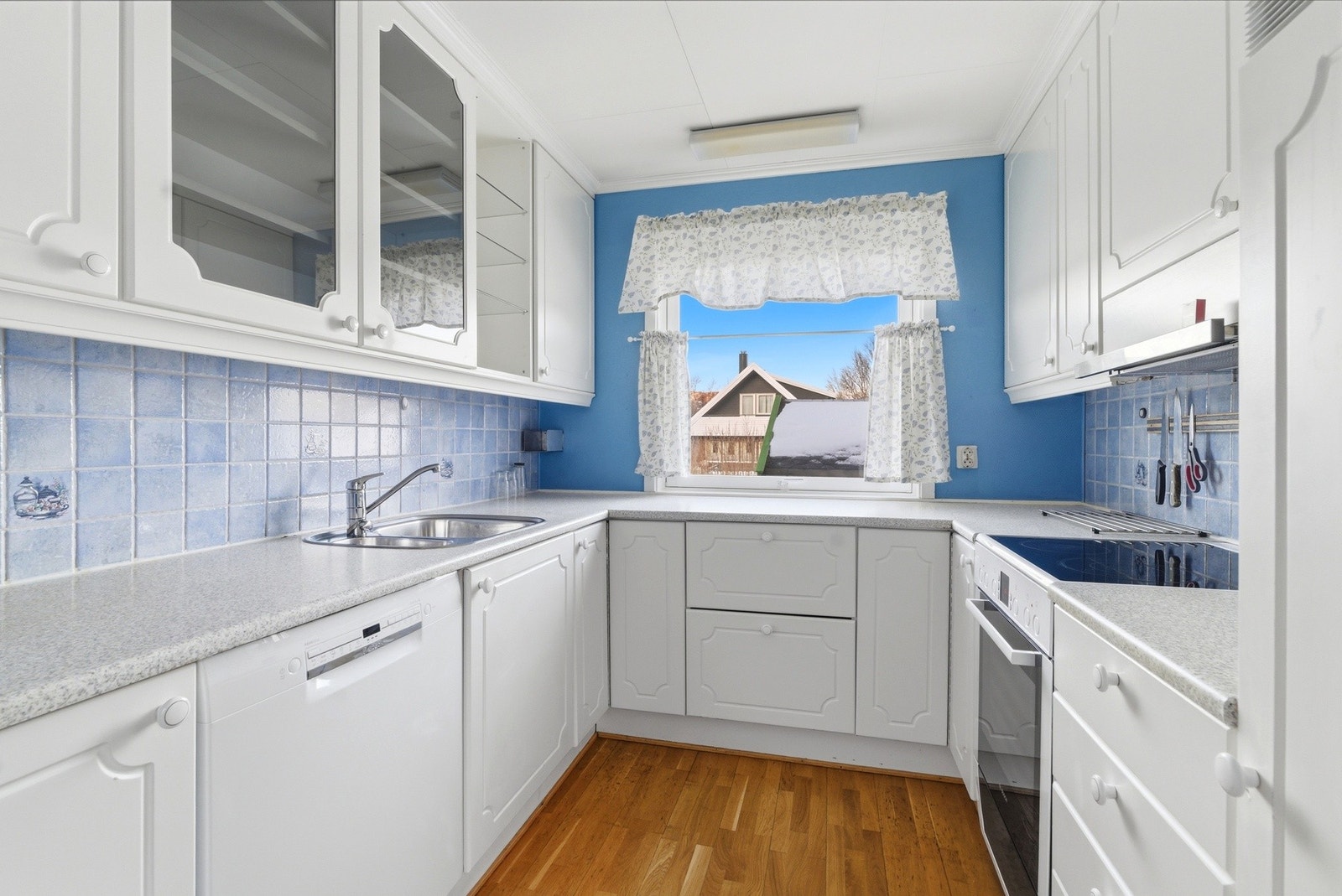 Og den praktiske løsningen sørger for godt med benkeplass Galleribilde